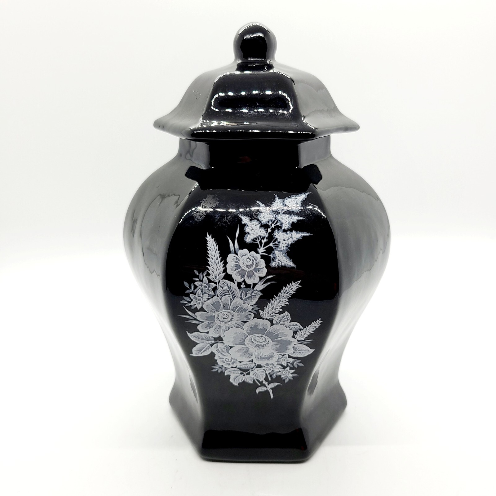 Vintage Art Pottery Black Lidded Ginger Jar Urn 7.5″ White Flowers Signed