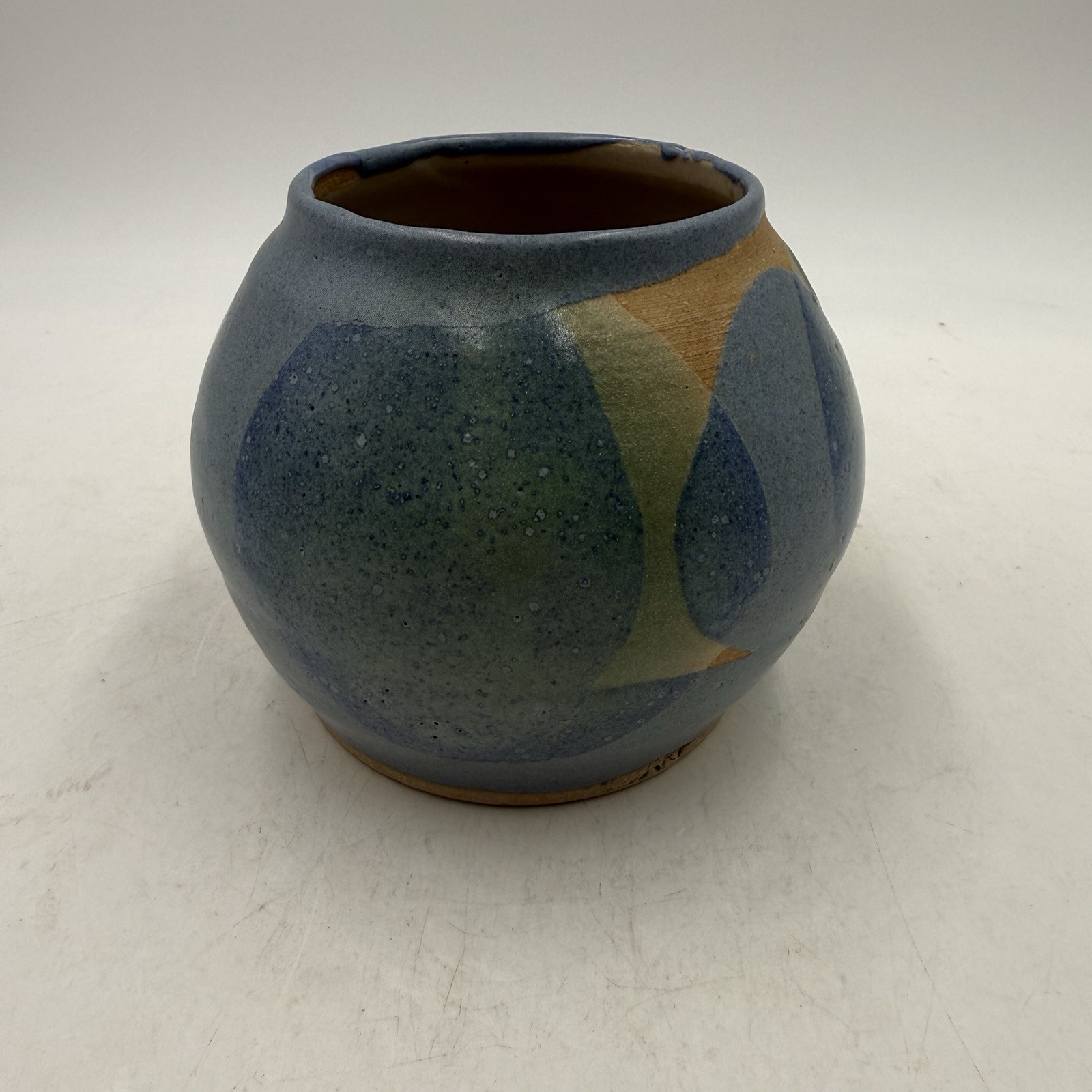 Artist Signed Studio Art Pottery Round Ceramic Vase Blue Circle Pattern 4.25” T