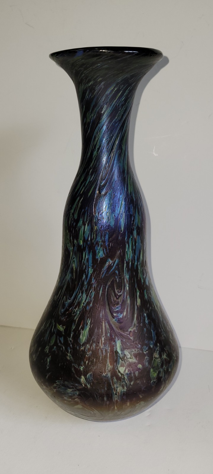 Beautiful Old Loetz Diaspora Iridescent Art Glass Vase