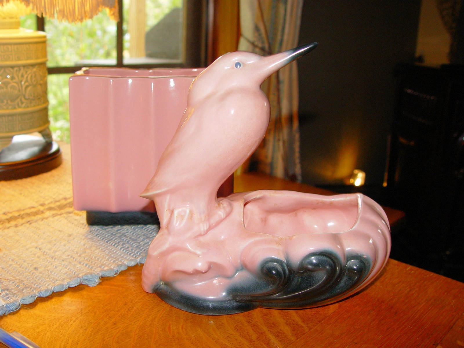 Mid‑century pink / black pottery pair – Crane or Sandpiper Bird Planter & Fluted