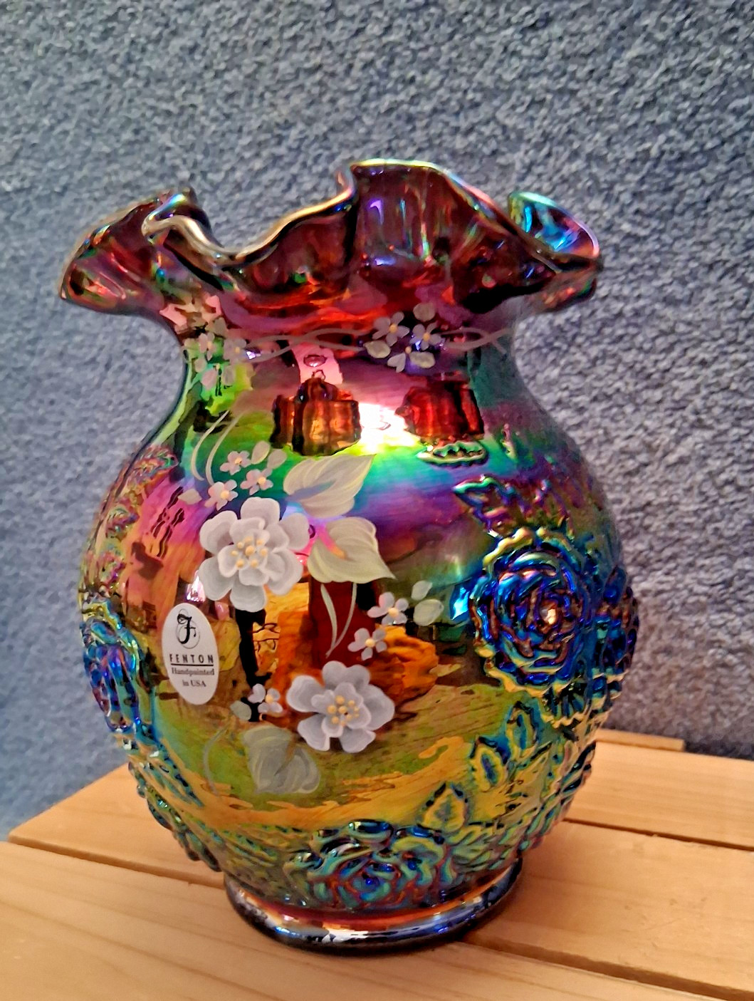 VTG. FENTON PLUM CARNIVAL GLASS VASE WITH RUFFLED TOP & EMBOSSED ROSES **MINT**