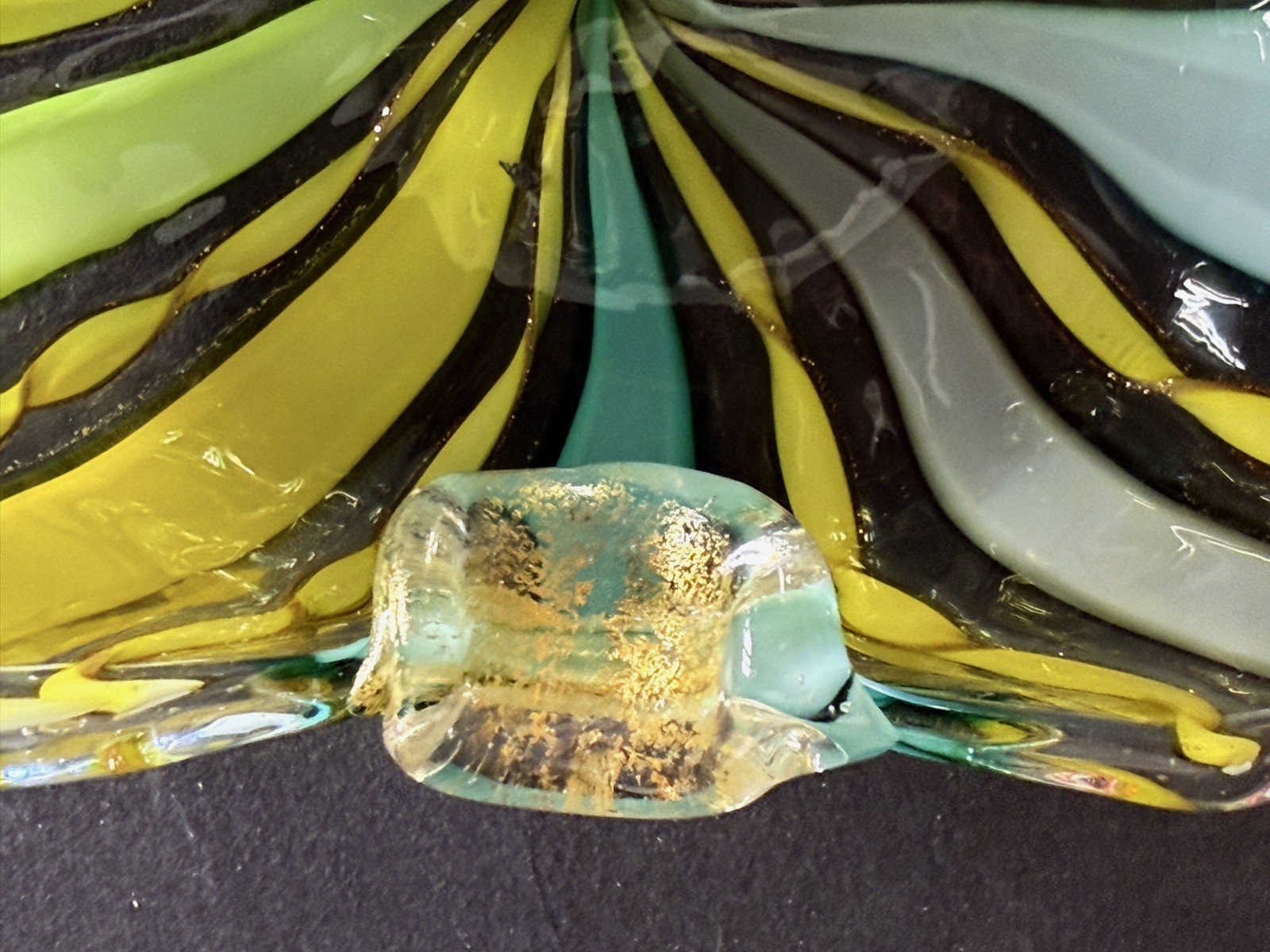 Vintage 1950’s Venetian Ribbon Glass Triangle Ashtray 4-1/2 in