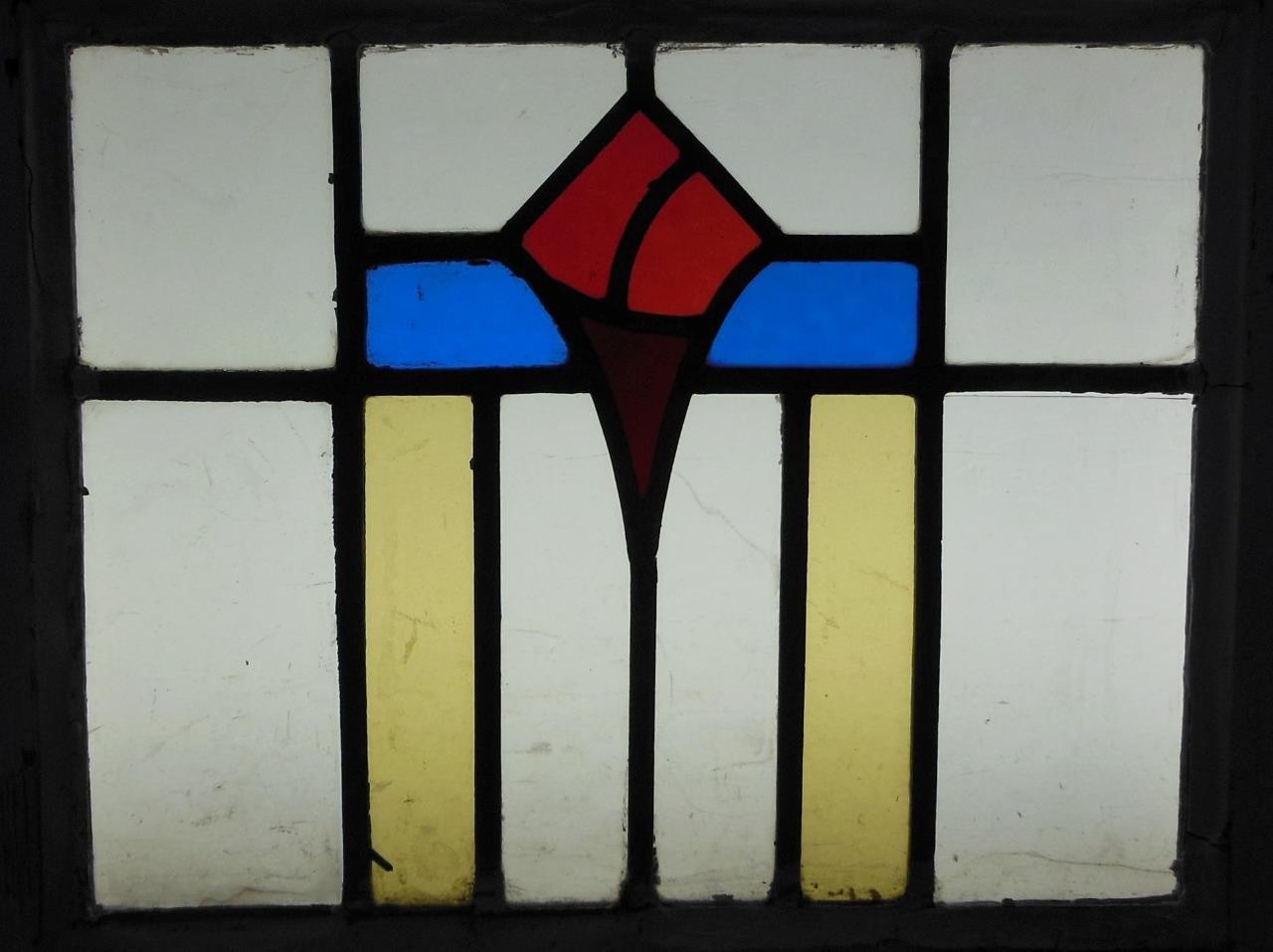 ABSTRACT OLD ENGLISH LEADED STAINED GLASS WINDOW 18.5″ X 15.75″