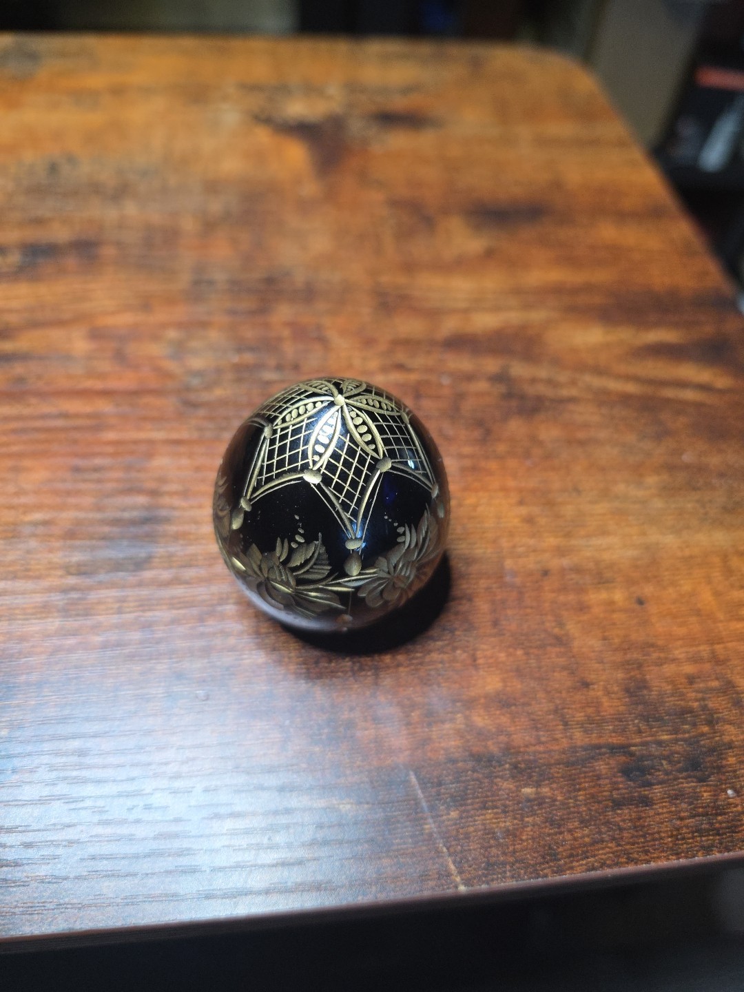 Faberge Modern Russia Glass Egg – Black & Gold Paperweight