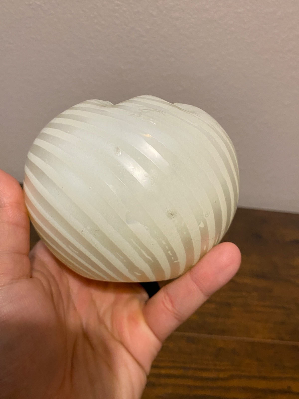 VTG Yellow & White Swirl Art Glass Rose Bowl Vase 3.5″H
