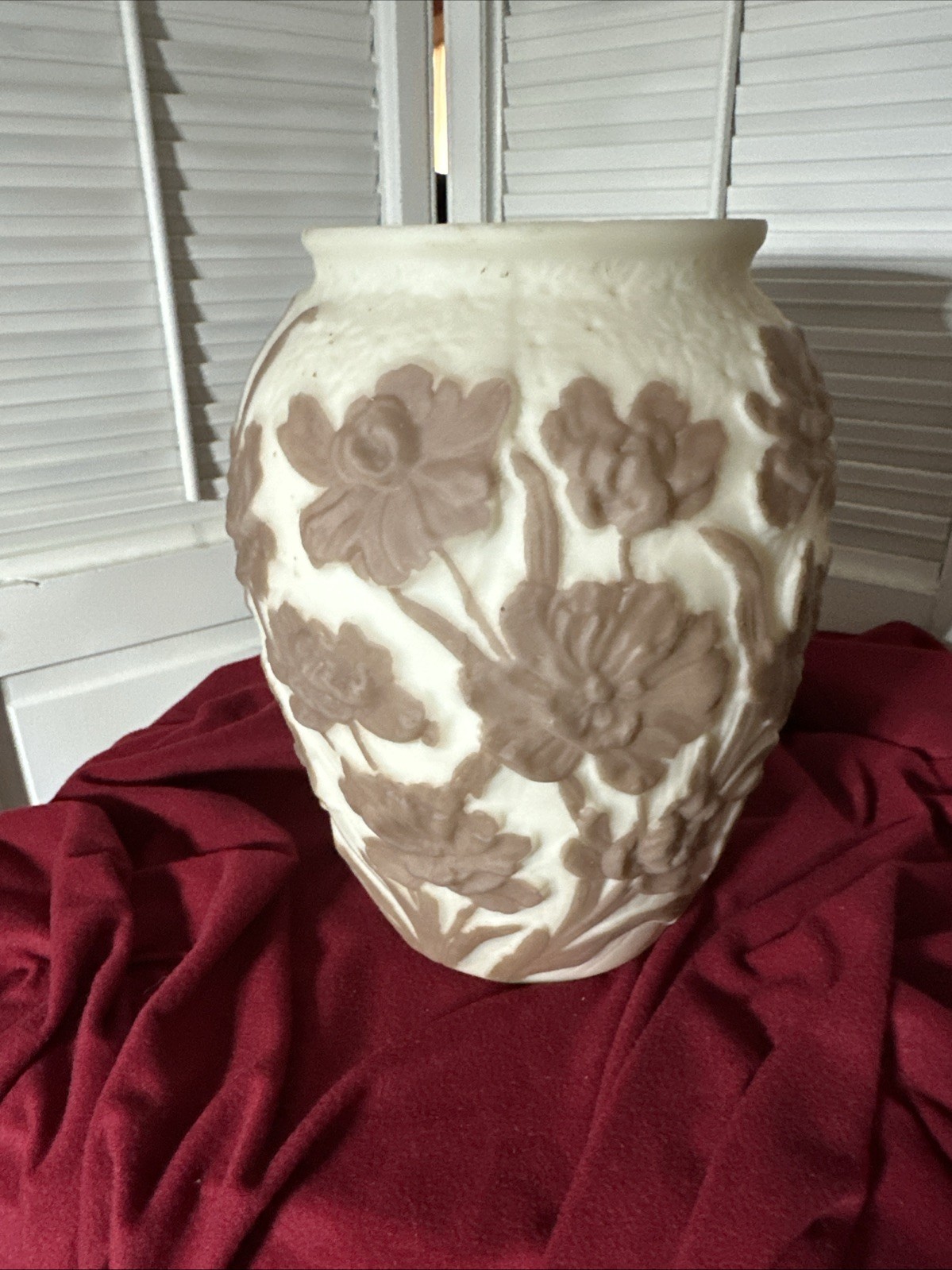 Antique Consolidated Glass Company Poppy Pattern Vase . 10.5” Cream And Brown