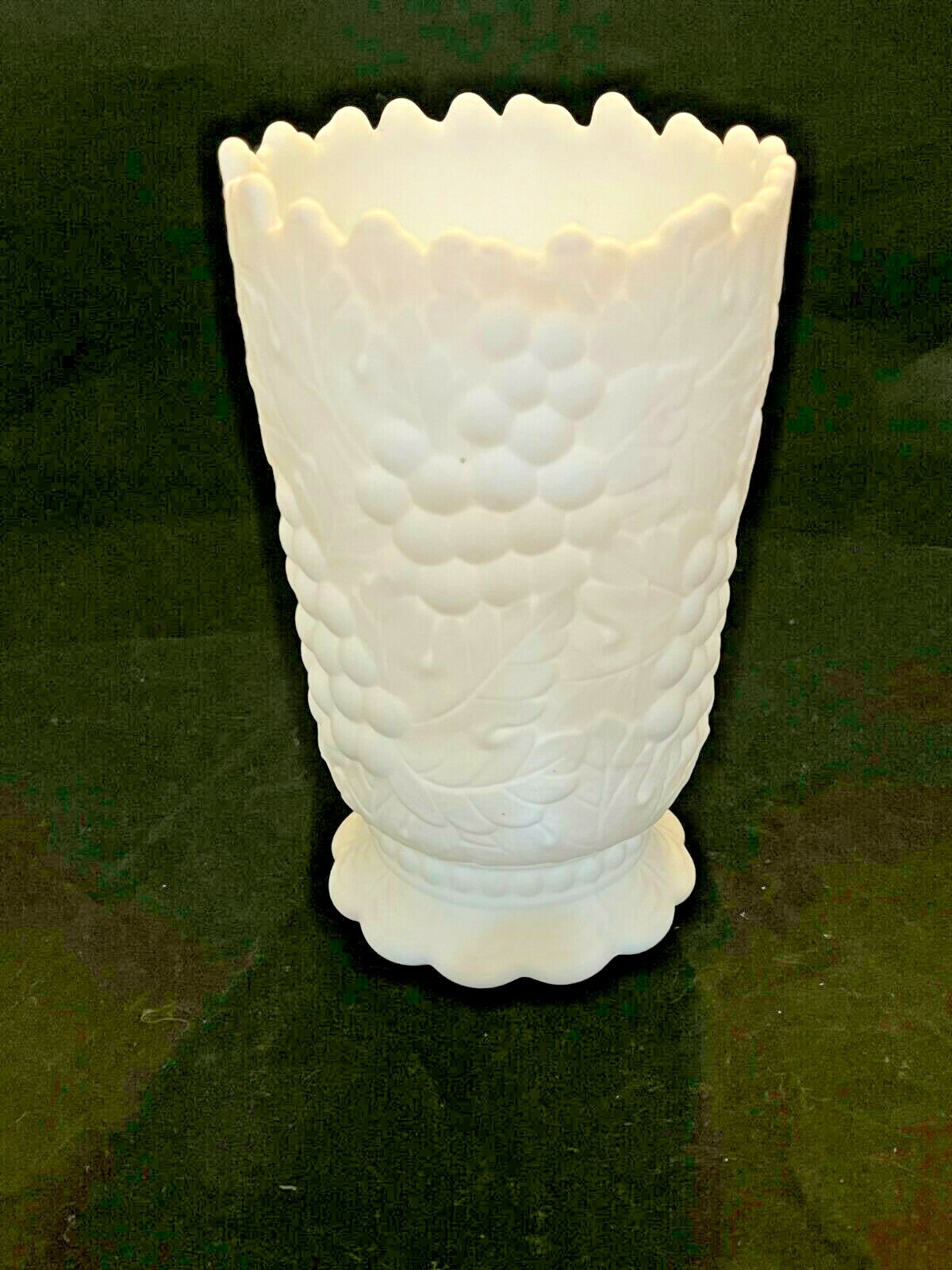 Imperial Glass Vintage Grape Doeskin White Milk Glass 6″ Flower Vase brilliant