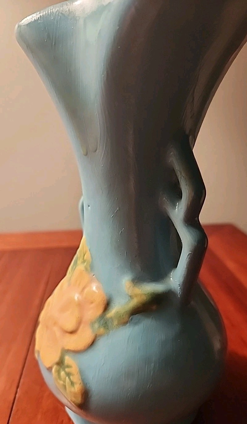 Vintage 1930’s Weller Pottery 7.5″ Blue 2-Handled Criss Cross Vase Dogwood