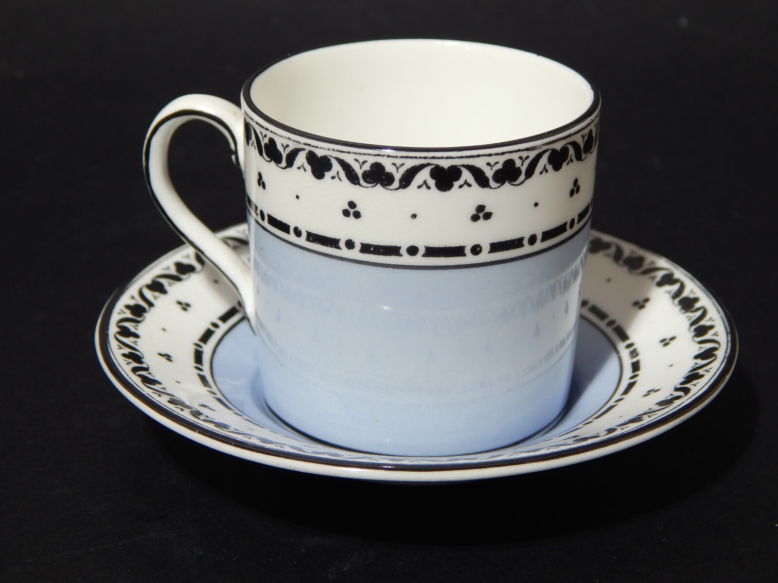 Rare Antique Edwardian Period English Fine Porcelain Crescent Cup