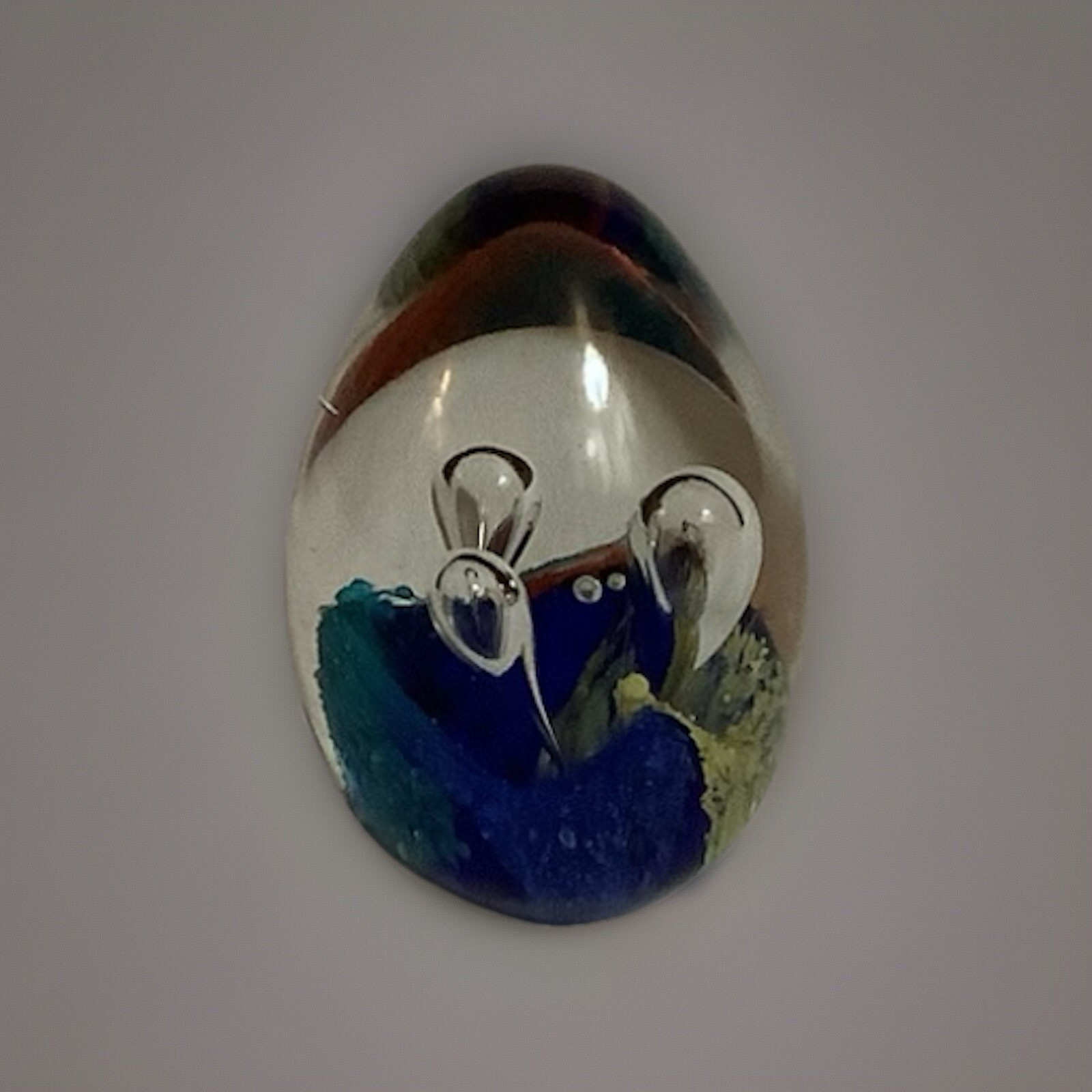 Paperweight Controlled Bubbles Oval Blue Green Red Clear Art Glass Egg 2.75”H