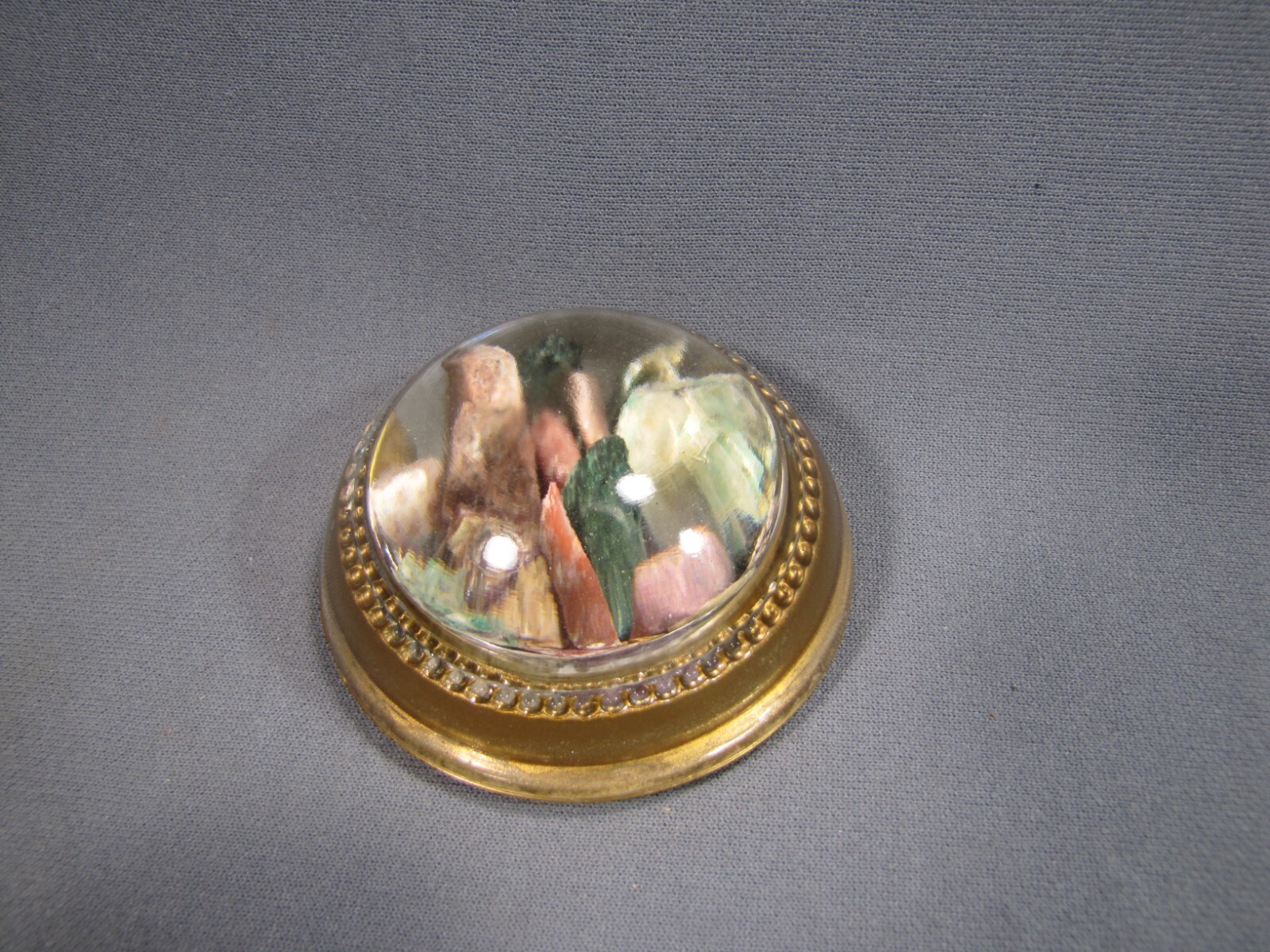 Vintage ROCK COLLECTION Glass Dome 3″ PAPERWEIGHT Minerals, Stones, Crystals