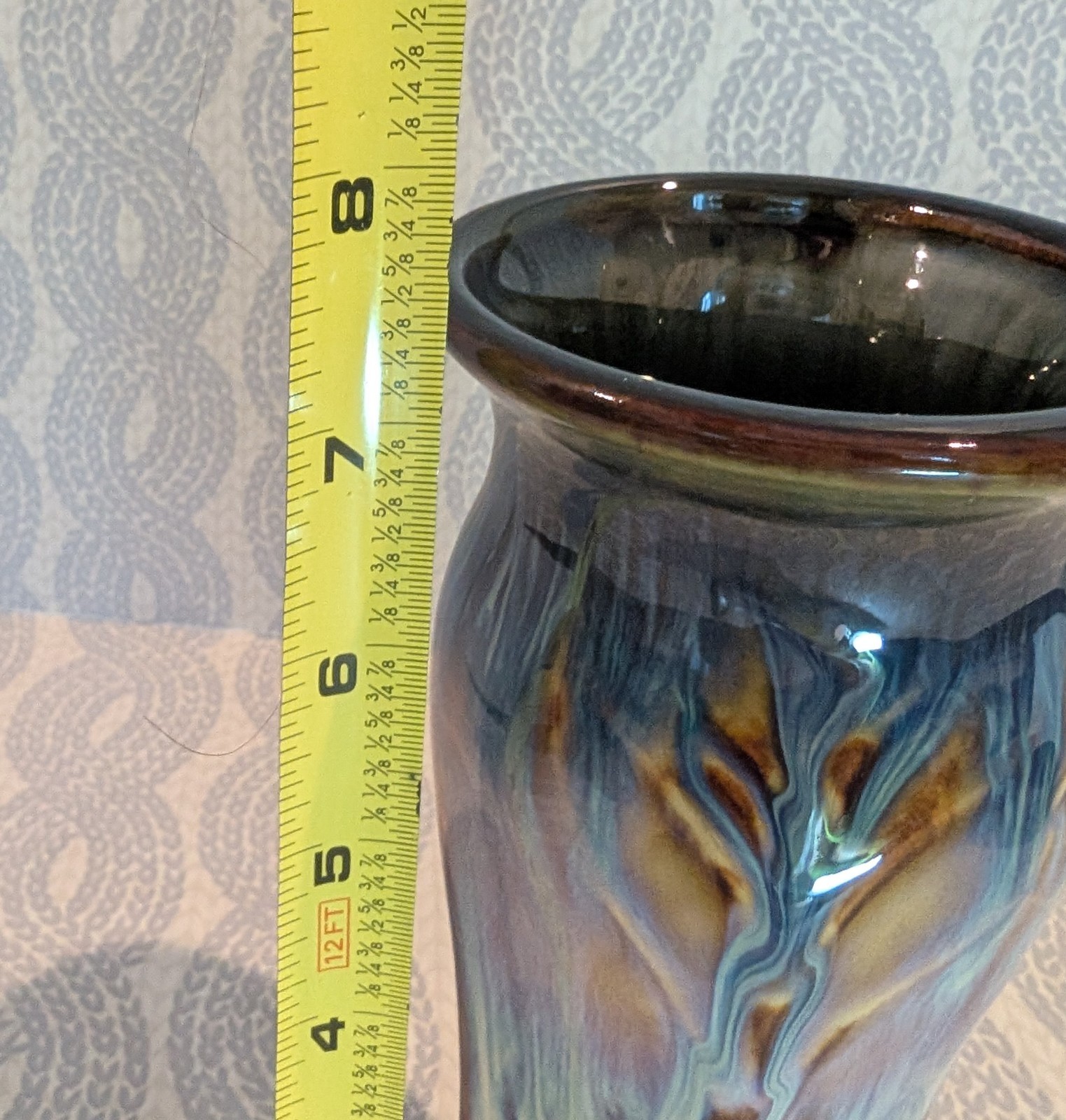 Bill Campbell Vintage Pottery Lotus Vase Drip Glaze 7 5/8” Signed EUC