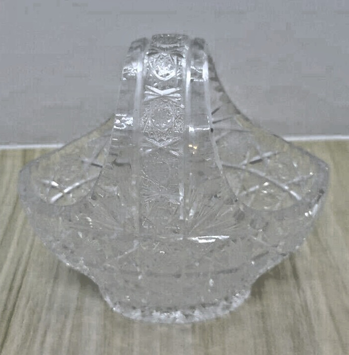 CRYSTAL BOHEMIA CZECH REPUBLIC Hand Cut 24% Lead Crystal Basket Queen Lace Gift