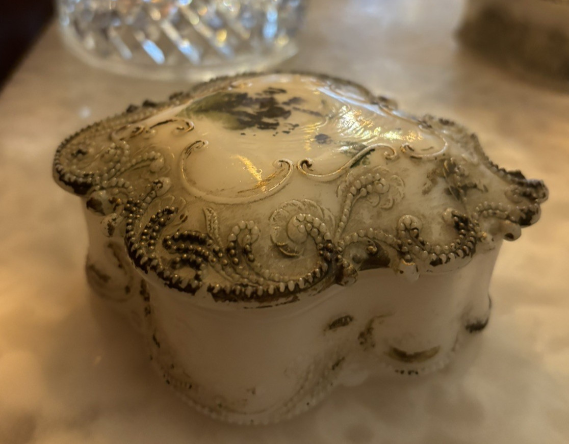 Antique Dithridge & Co late 1800’s Pair (2) White Milk Glass Jewel Boxes Rare