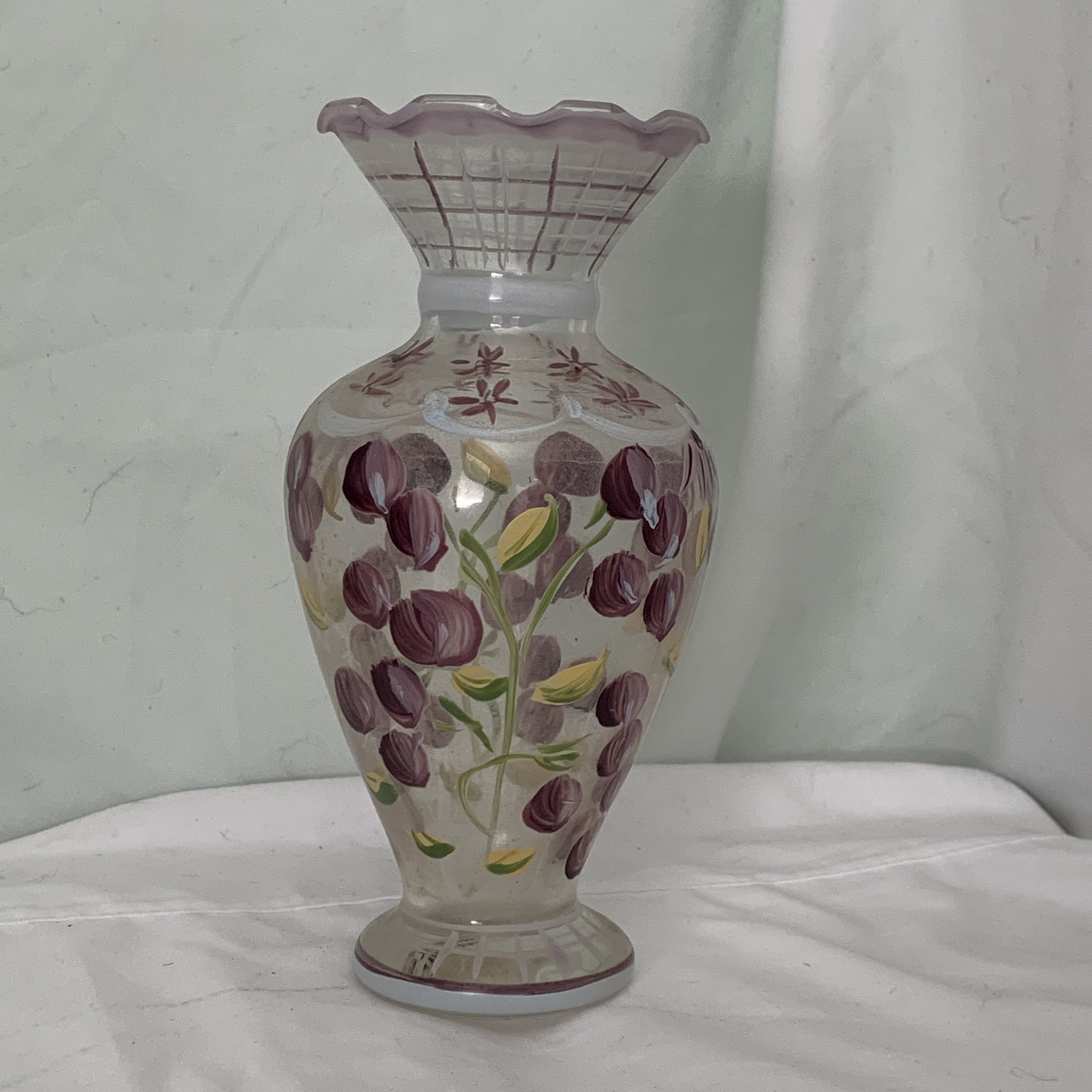 Glass Vase Hand Painted Purple Floral Motif 7.5″ Decorative Home Decor Flowers