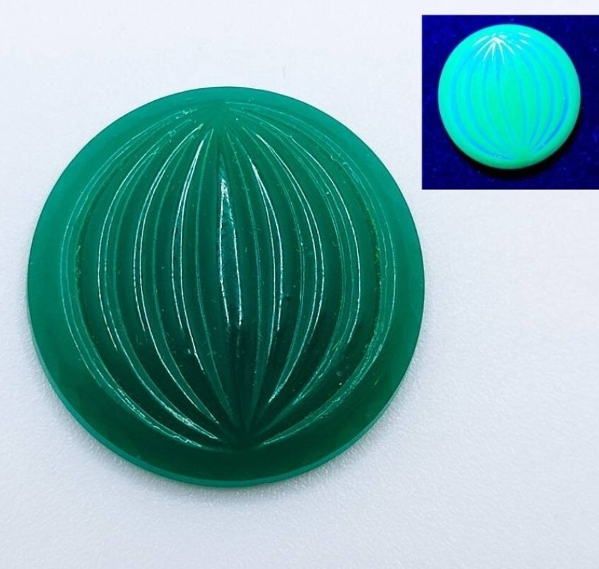 Vintage Jade Uranium Glass Cabochon 22mm Art Deco Pressed Glass Czech 1930s