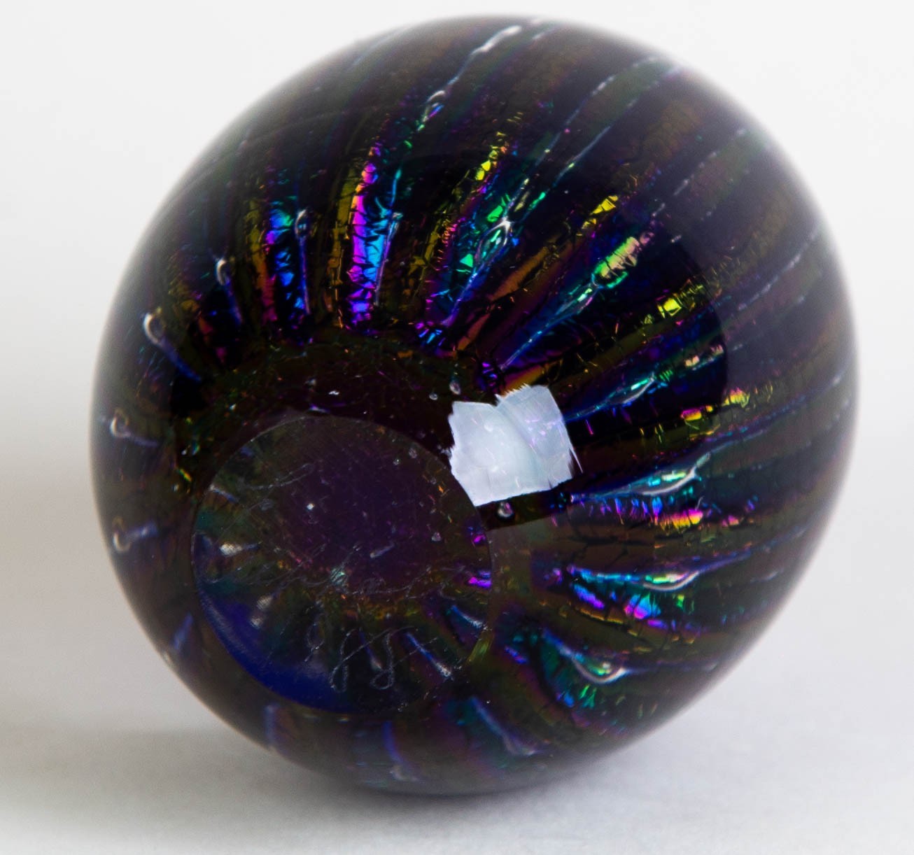 Robert Eickholt Iridescent Spiral Art Glass Perfume Bottle & Stopper Signed 1988