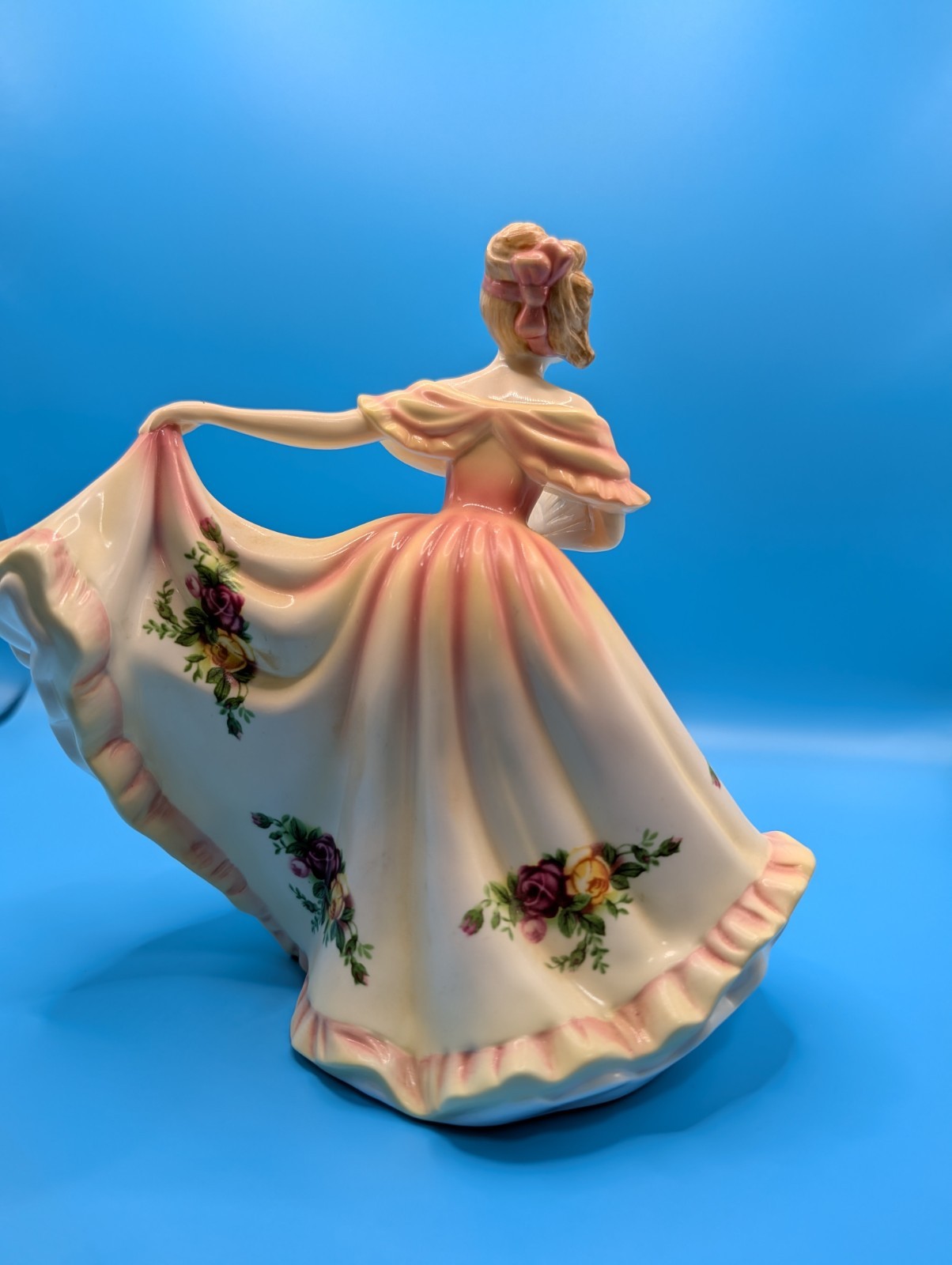 Royal Doulton Bone China Vintage Ladies Figurine Set HN2216 HN2139 HN3215