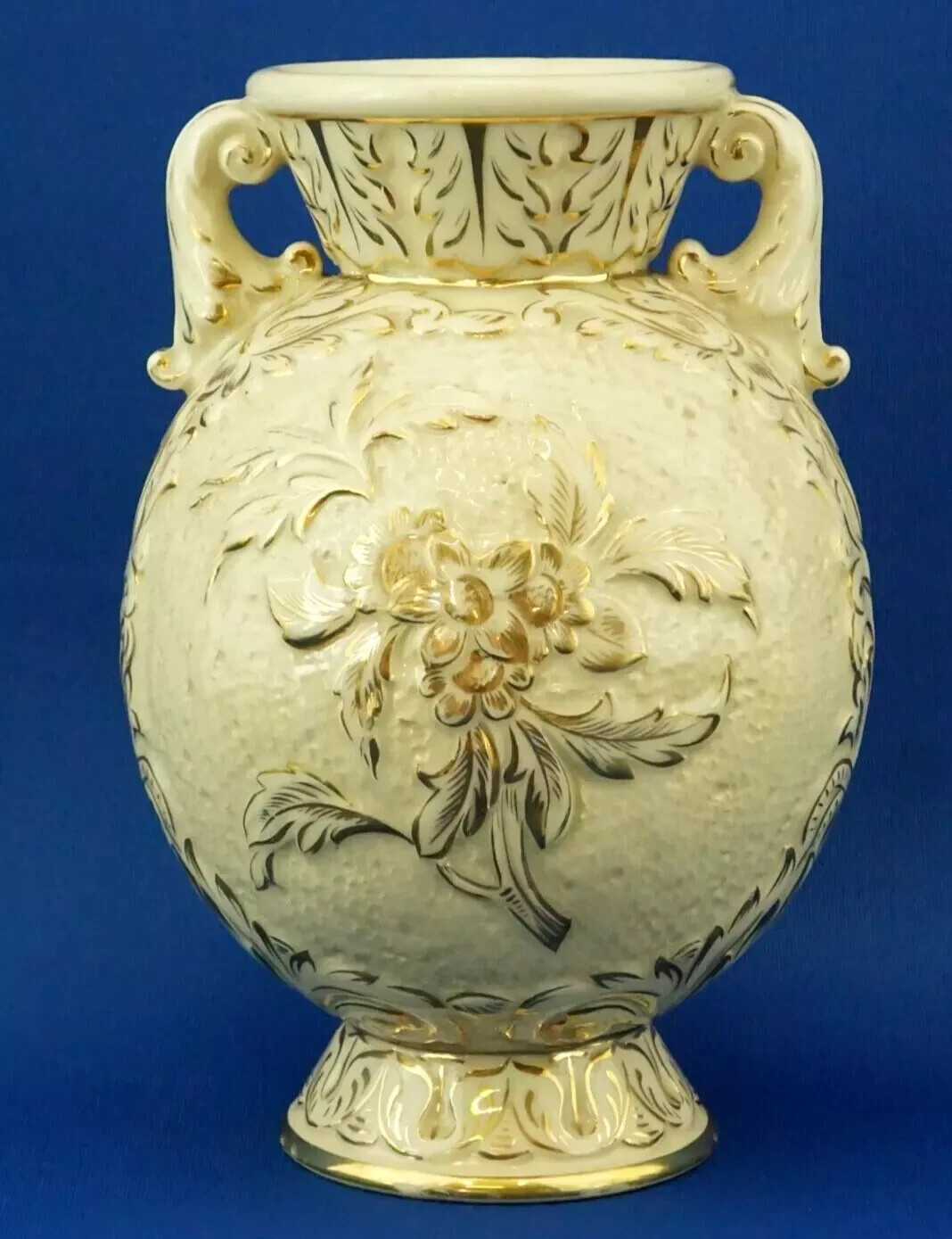 LA COLONNATA Ceramic vase Sesto Fiorentino 1800 1900 LIBERTY as DERUTA – ITALY