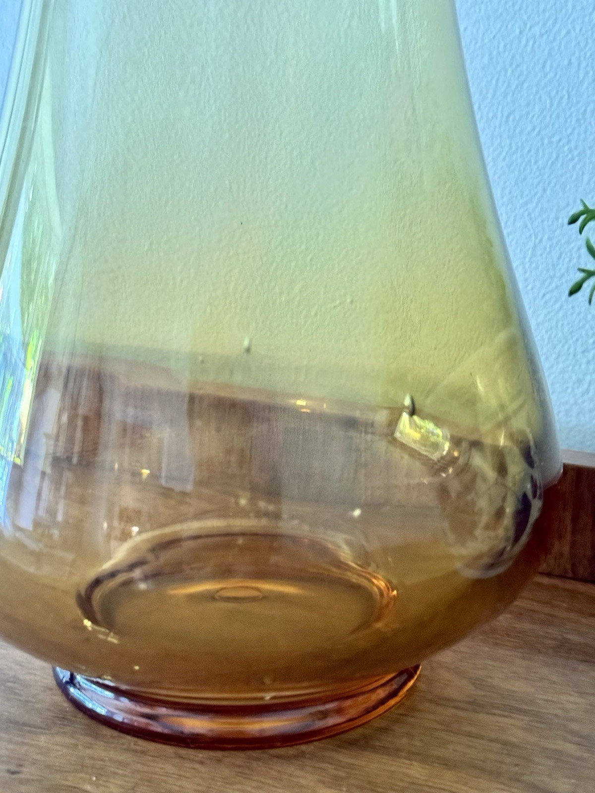 Vintage L.E. Smith Amber Smoothie Swung Glass Vase 17.5” MCM Art Glass