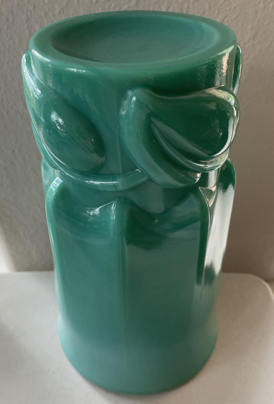Vintage FENTON TIARA Art Glass Jade Green Desert Blossom Leaf Heavy Vase 8.375″T
