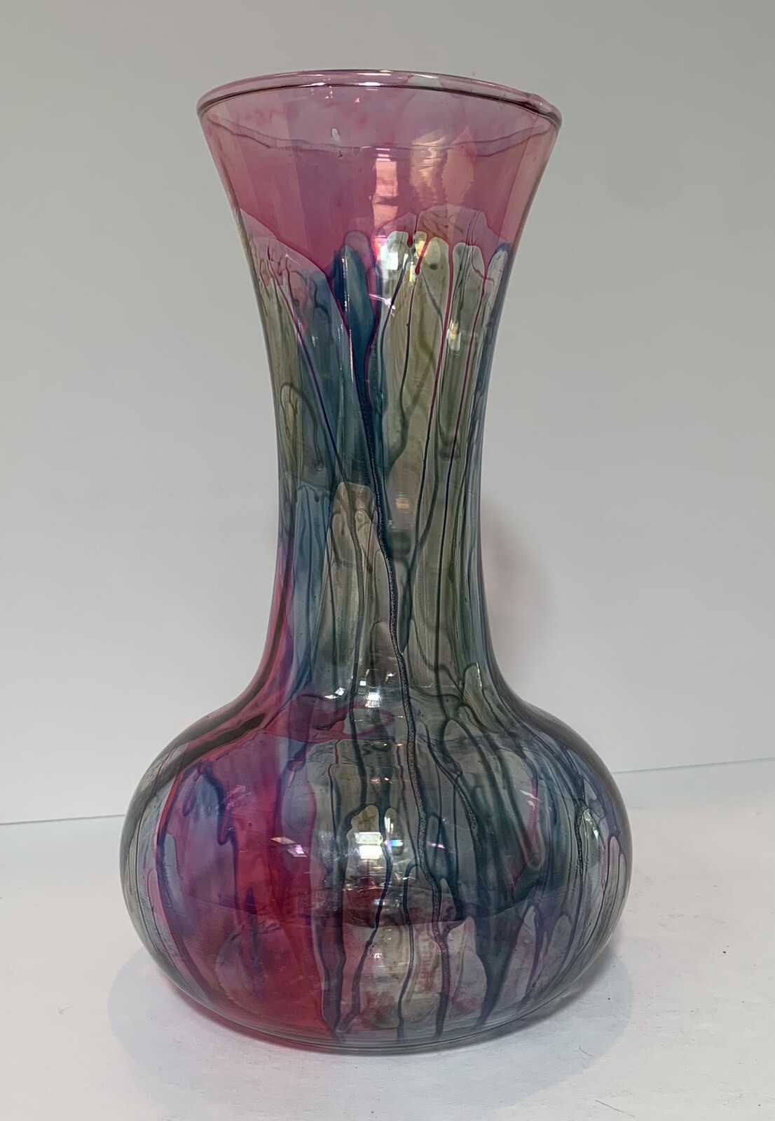 Vtg Rueven Glass Vase by Nouveau Art Glass Co. Hand Painted Drip 7-3/4”