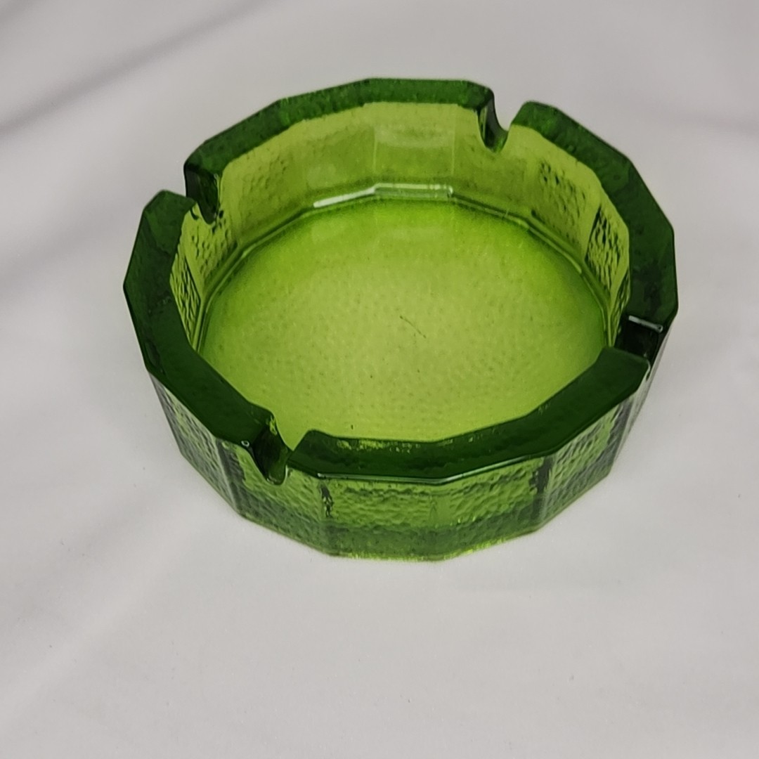 Vintage MCM Blenko Green Pebble Glass Ashtray Large Heavy Round Coffee Table