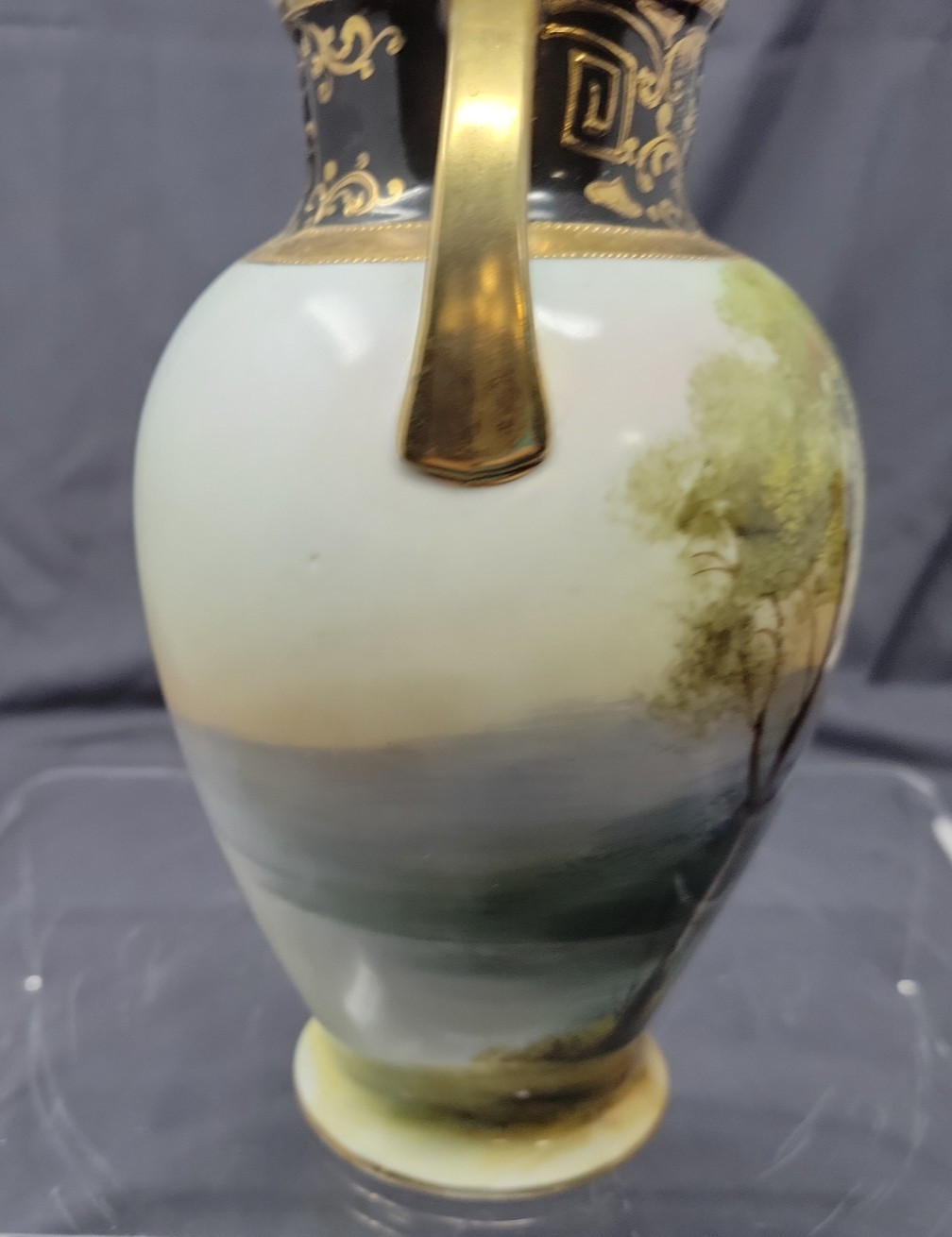Noritake Morimura Black/Gold Swan On Lake Scene Vase 7.75″