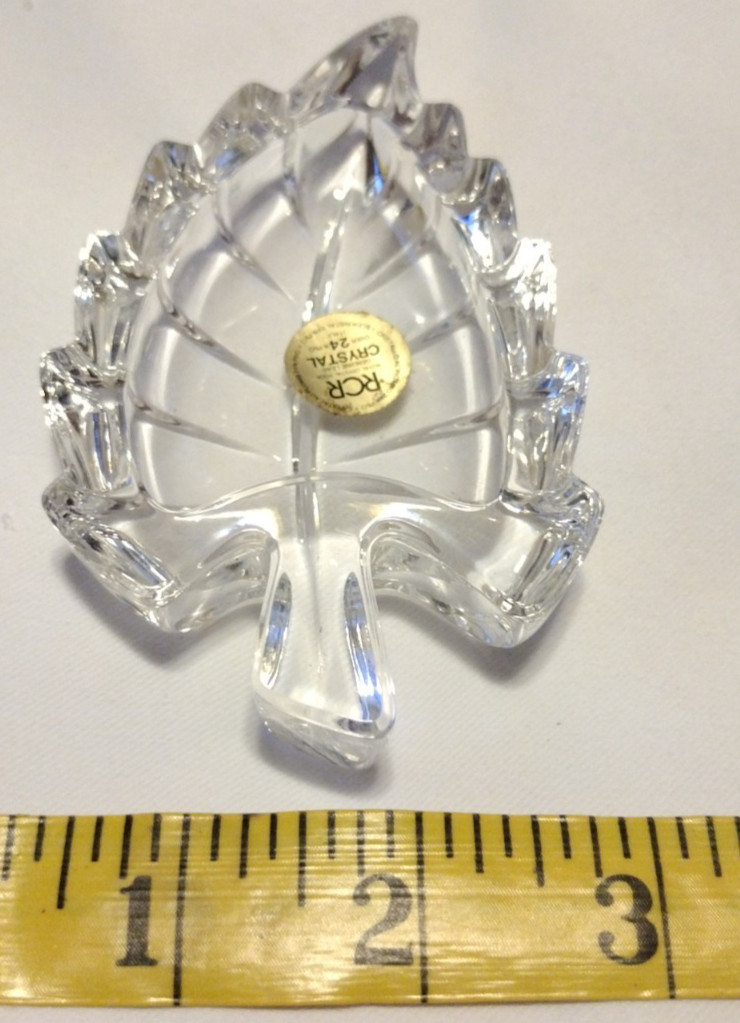 Vintage RCR Royal Crystal Rock Trinket Dish Leaf Shaped 24% Lead Italy Bw