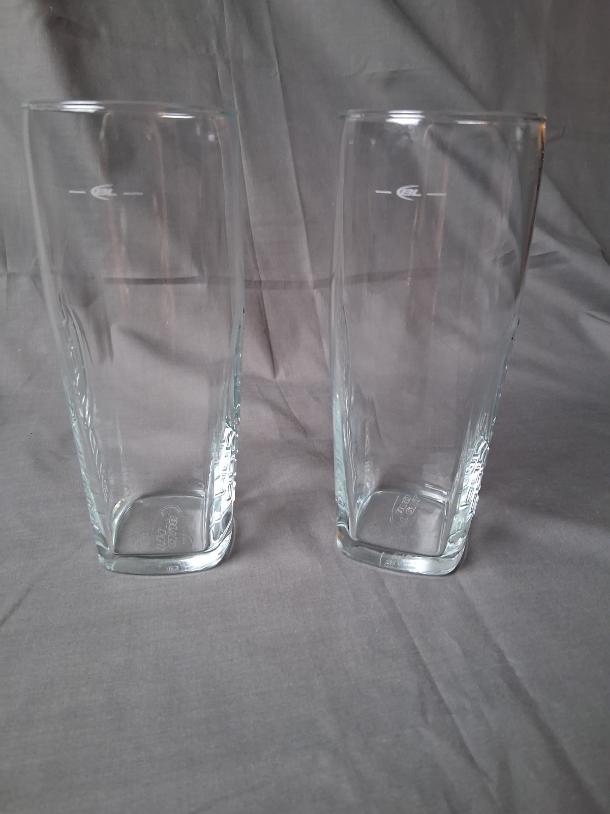 Pair Bud Light Clear Glass Pint Glasses Beer Barware Collectible