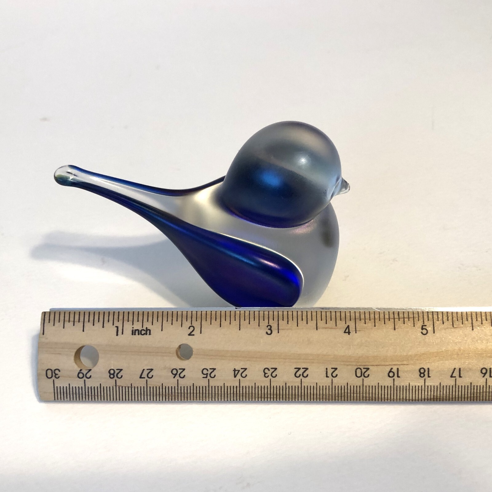 Zellique Studio Art Glass Cobalt Blue Iridescent Bird With Heart Signed 4×3″ VTG