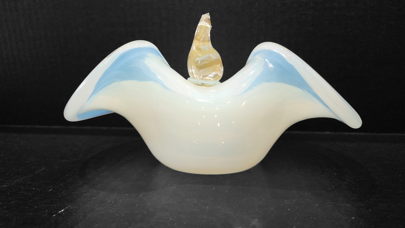 Mid 20th Century Murano Attributed Opalescent Glass Bowl Perchin Gold Fleck Fish