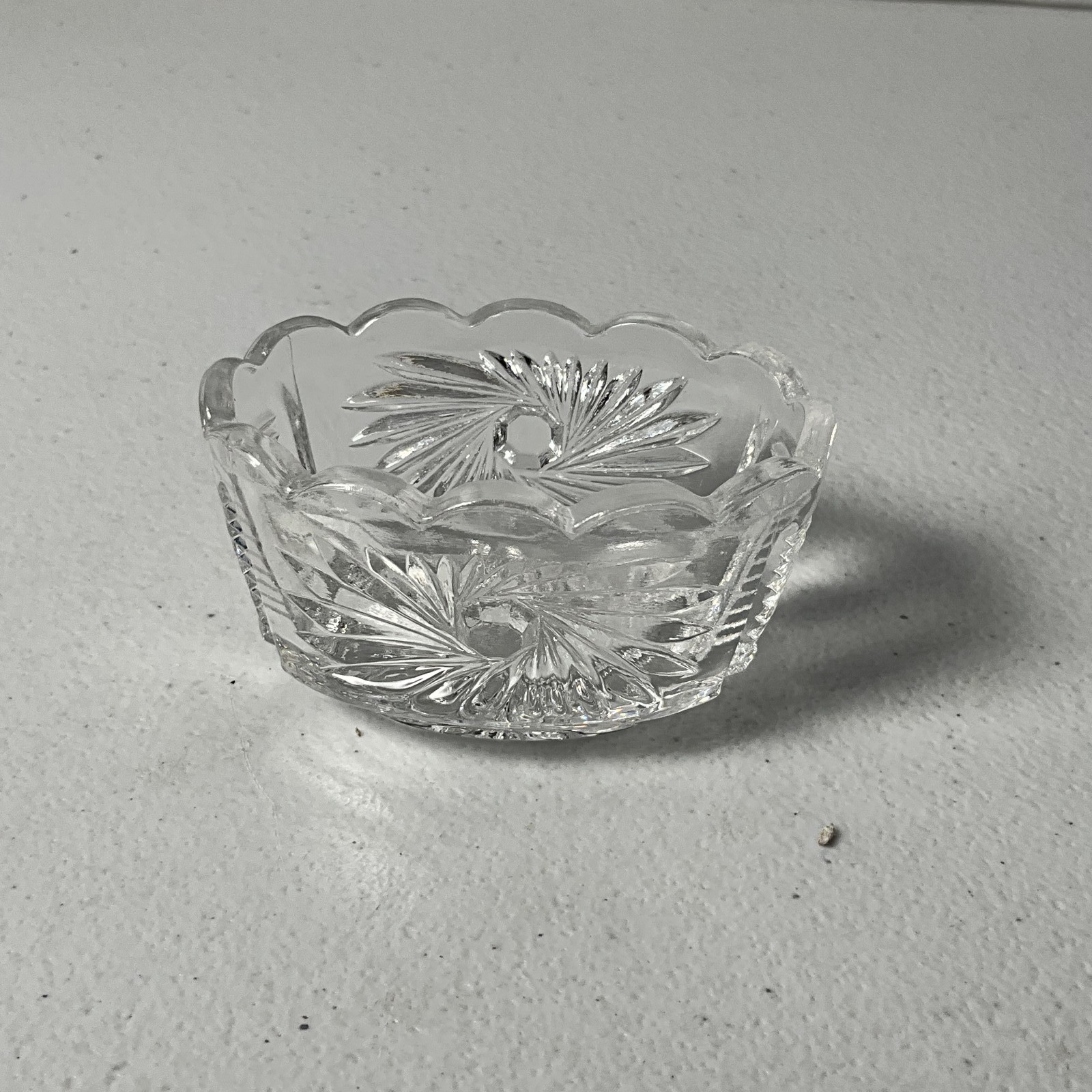 Vintage Cut Glass Crystal Salt Cellar Trinket Dish Scalloped Starburst Pattern