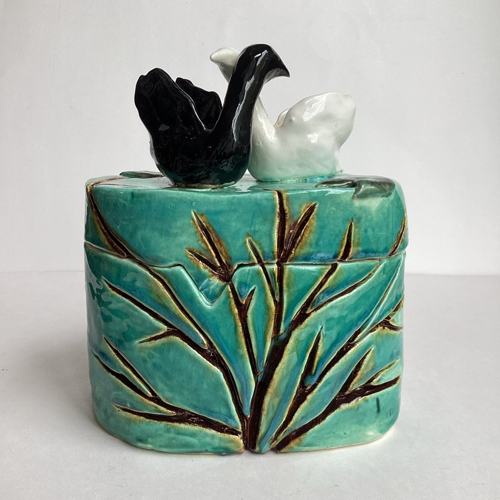Vtg Studio Art Pottery Ceramic Canister Covered Dish Box Swan Lily Pond Trinket