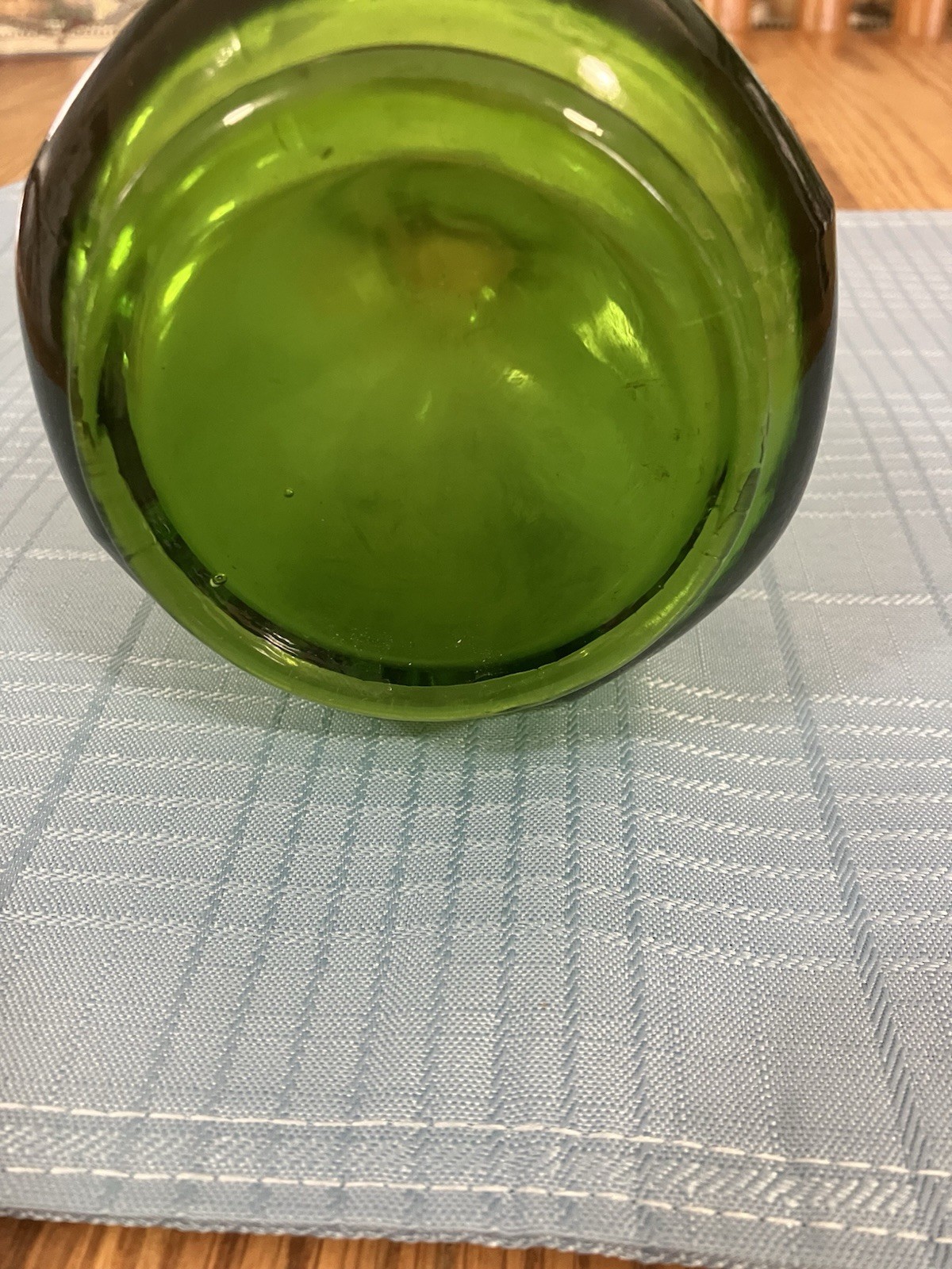 LE SMITH MCM Green Avocado 13” Smooth Swung Vase