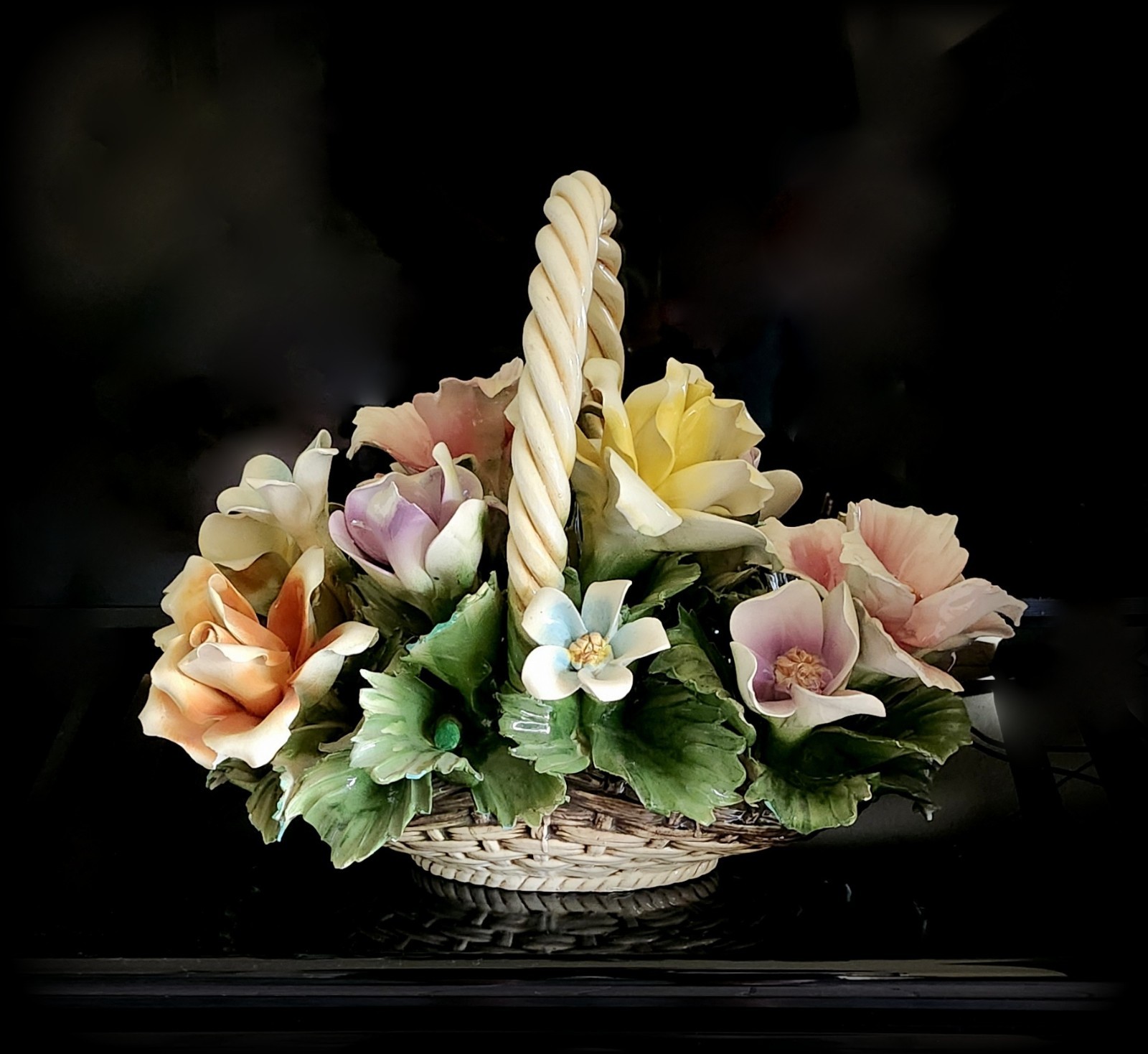Huge Vtg Capodimonte Italy Hand-made Porcelain Flower Basket 16”x10″x12″ Good C.