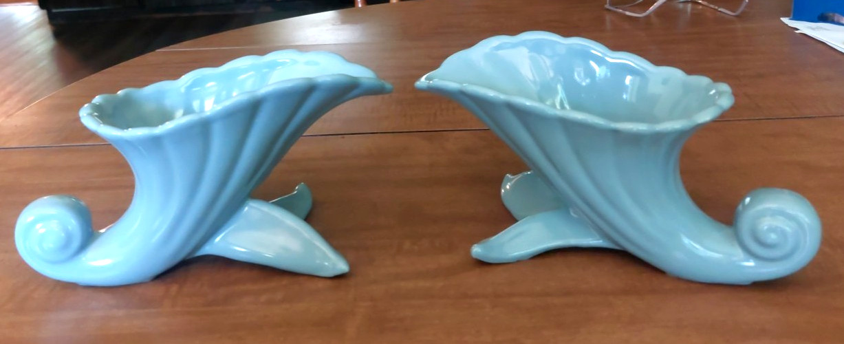 2 Abingdon Vase Robins Egg Light Blue Cornucopias 5″ Tall x 9″ Long x 4.5″ Wide