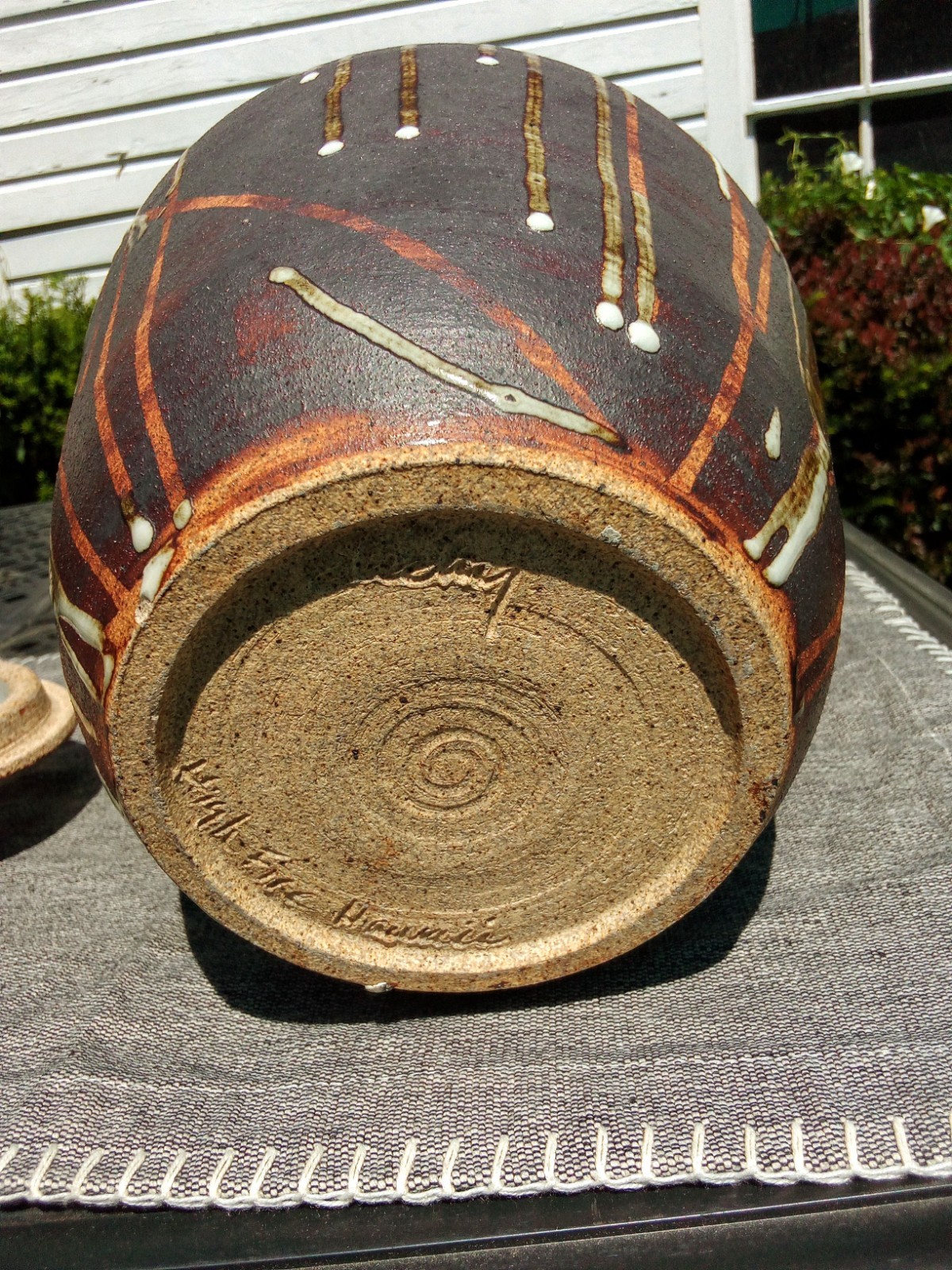 Hawaii highfire ginger jar/urn with lid, incredible glaze