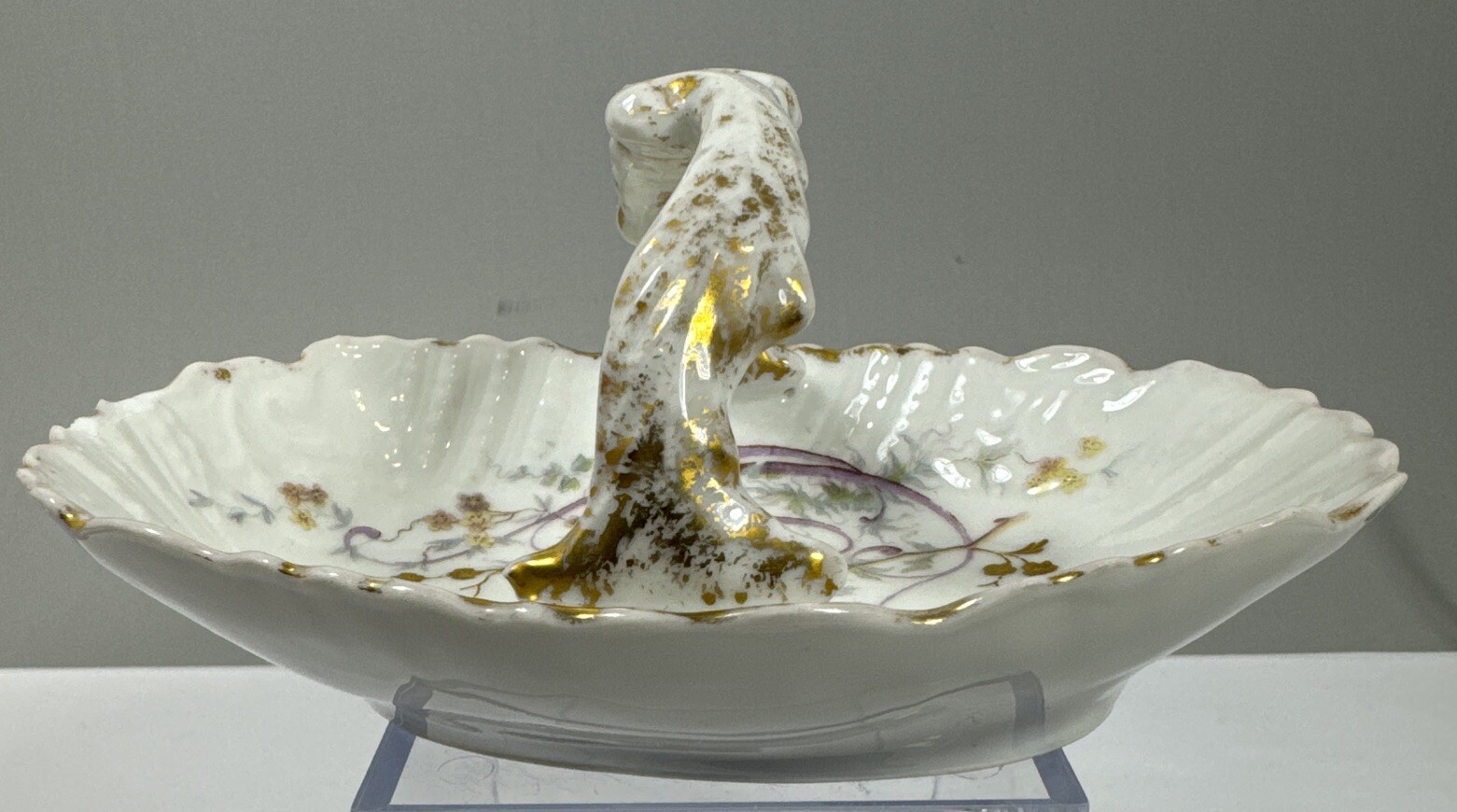 Antique Limoges Hand Painted Floral & Gold Gilt Handled Basket Dish See Descrip.