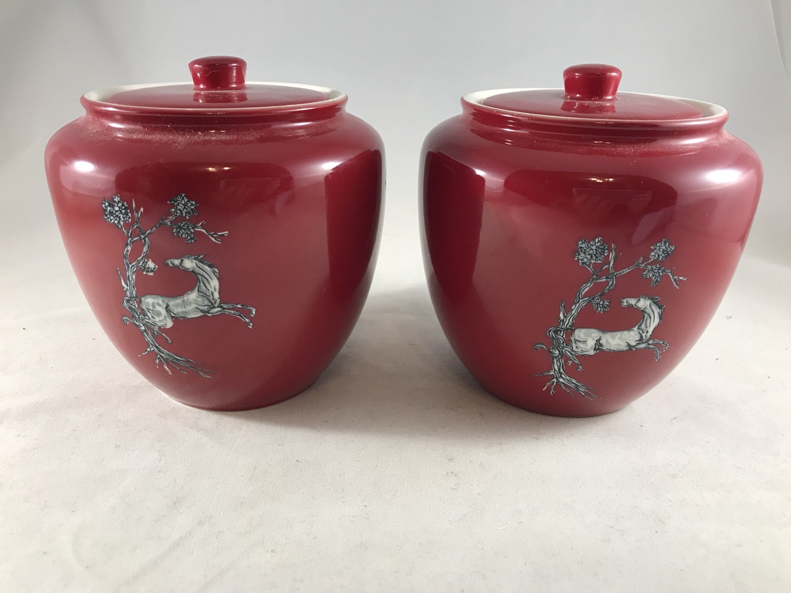 Crown Devon Fieldings Red & White Pegasus Horse Ginger Jar / Urn / Vase