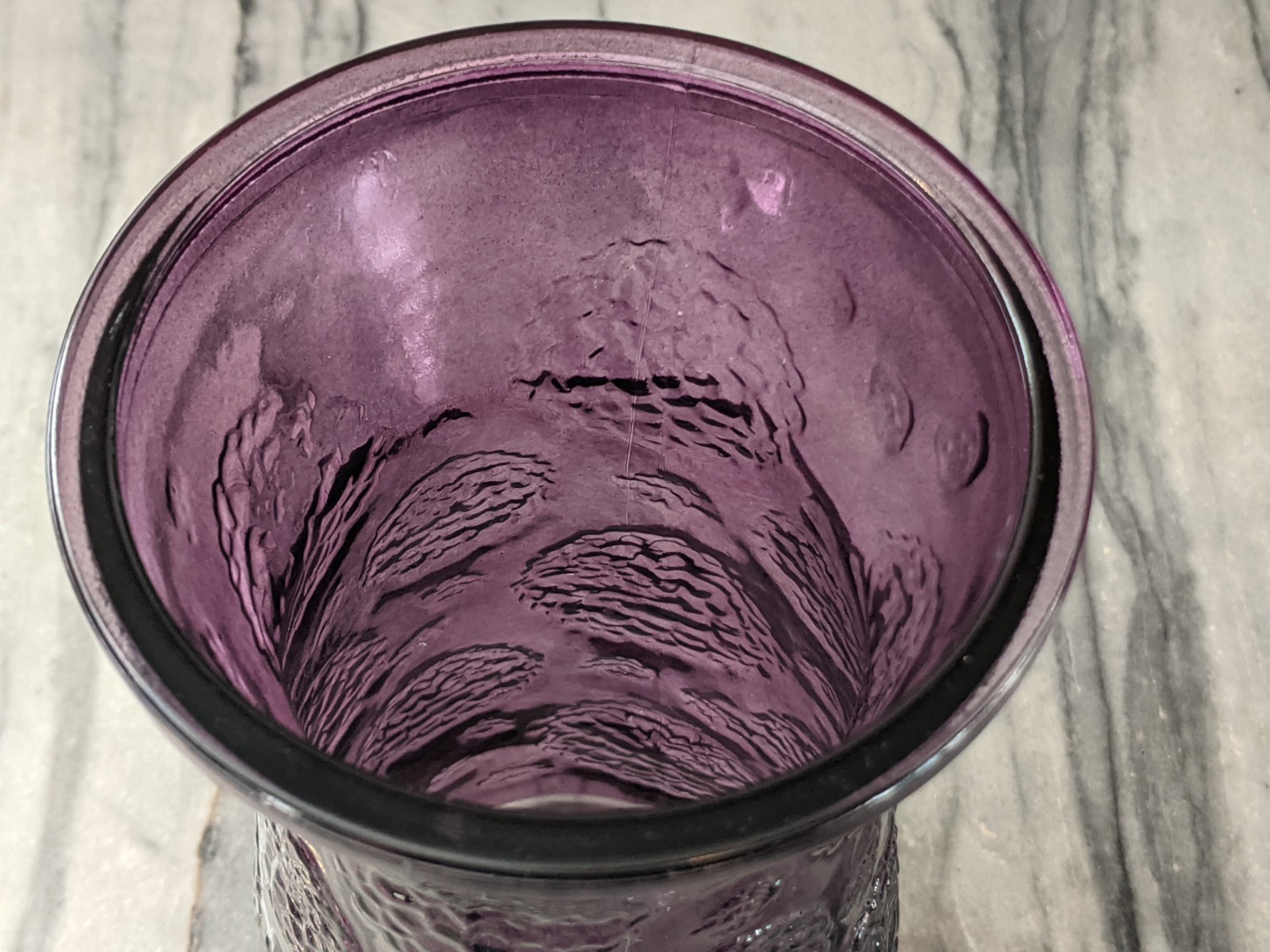 Rare Fenton Purple/Amethest Glass Vase Early 1900s”Impressed Acorn On Bottom”