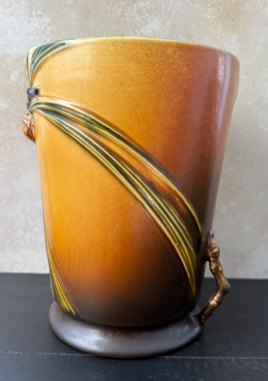 VINTAGE 1930’S ROSEVILLE BROWN PINE CONE WIDE MOUTH VASE #706-8…8.5” X 6”