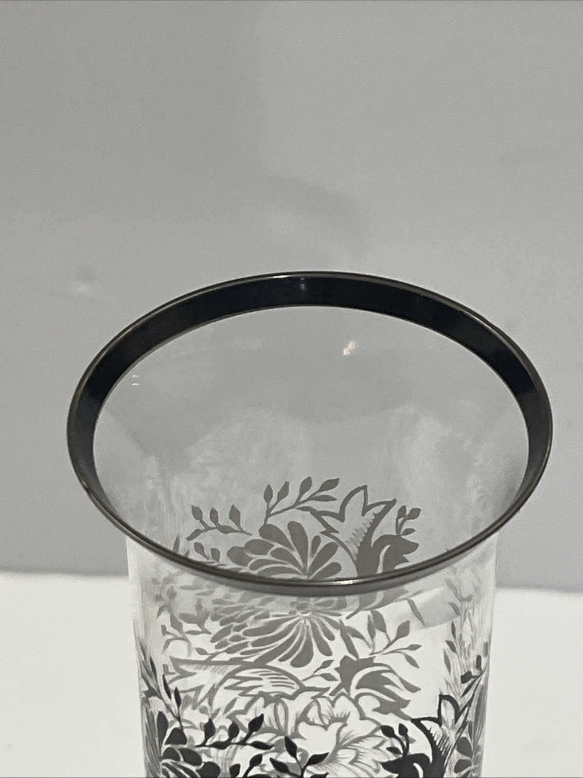 Egizia Argento Omaggio A William Morris Foundation Floral Glass Vase 10 1/4” T