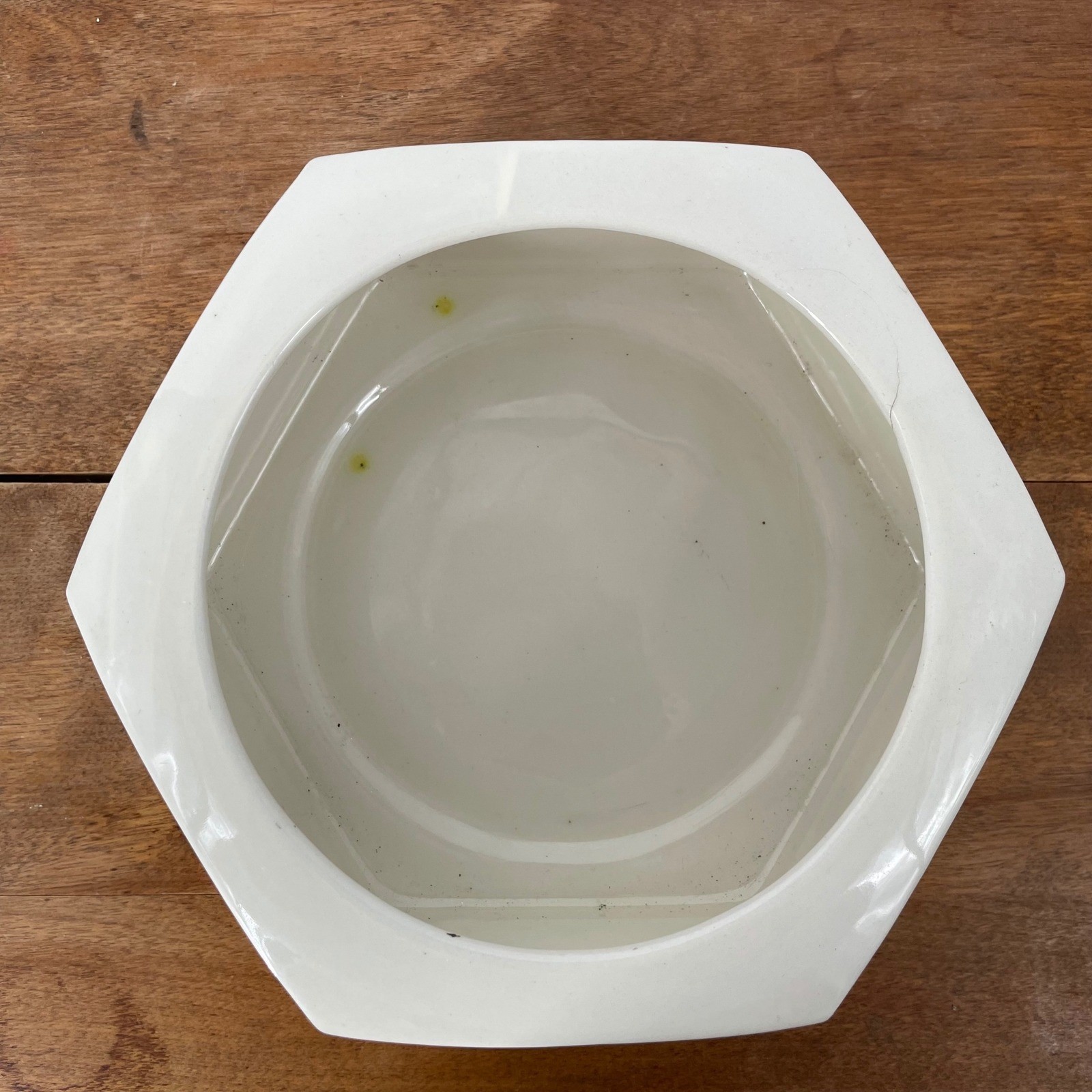 VTG 70s Holland Mold Ceramic Planter Hexagon Strawberry Design Ivory 6.5″