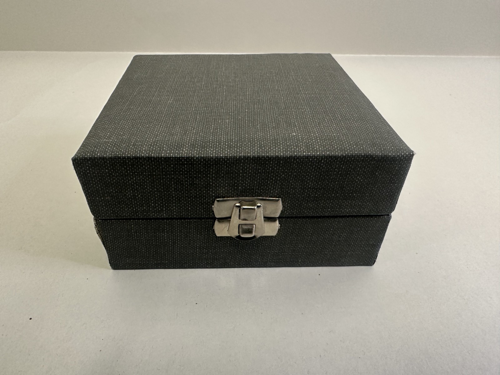Vintage Steuben Crystal Glass Elephant Hand Cooler Paperweight w/ Display Box