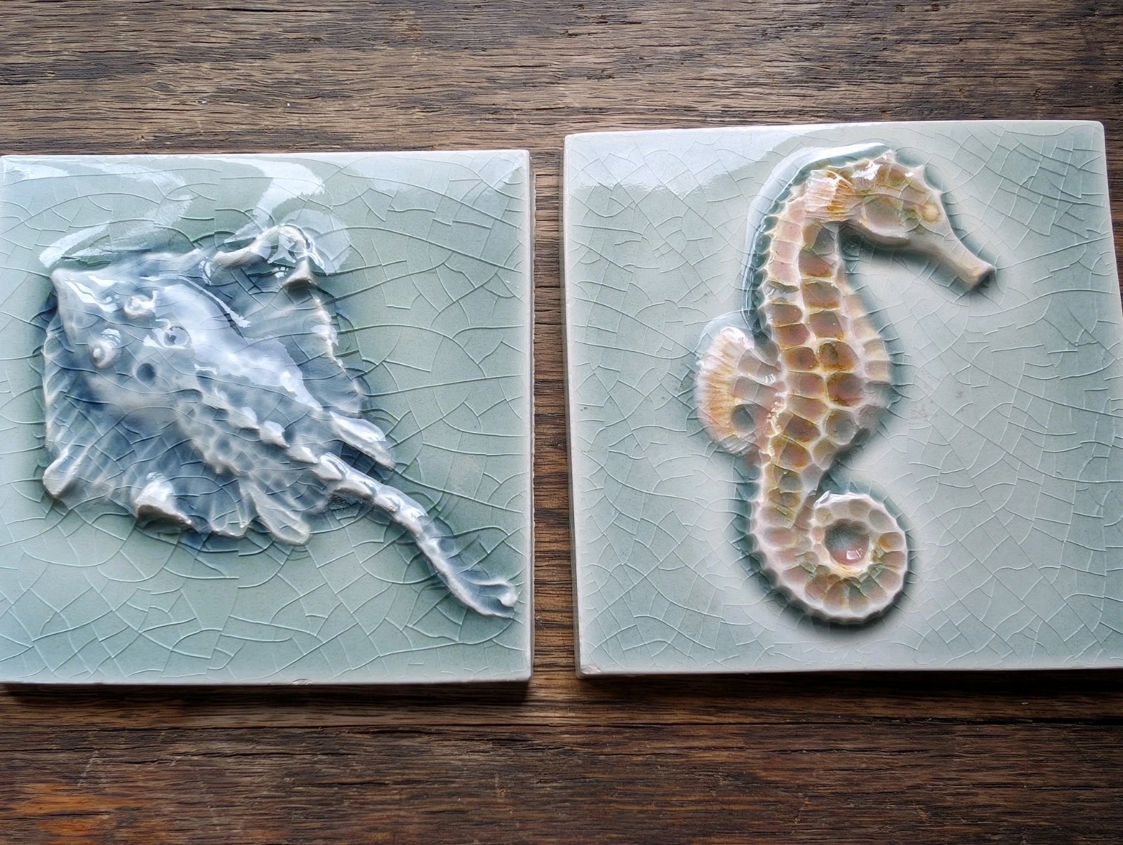 2 Pratt & Larson Handmade Decorative Relief Stingray & Seahorse Tiles Sea Life