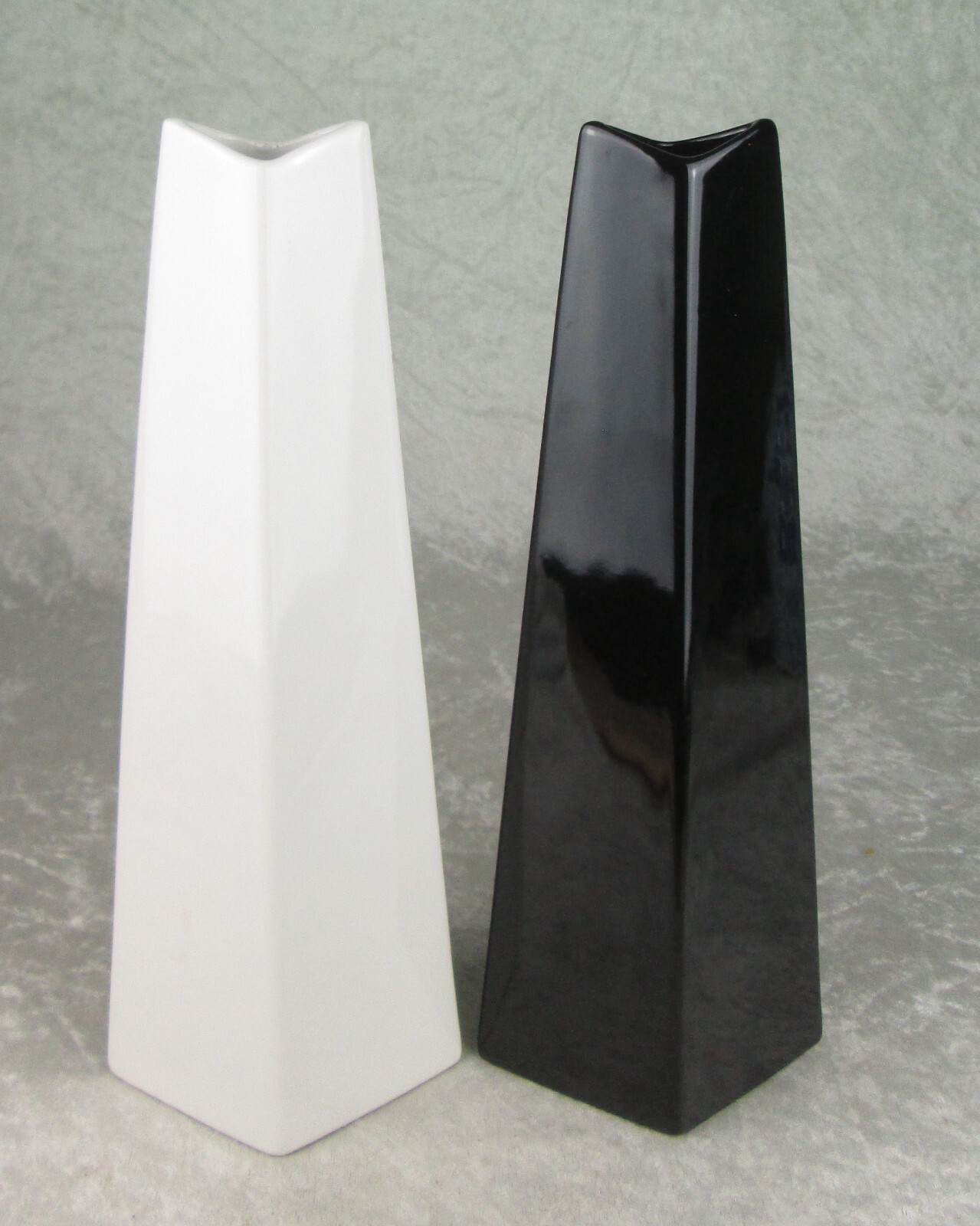Studio Nova Vases Black White Contemporary Modern Pair 11-3/4 inch Tall Japan