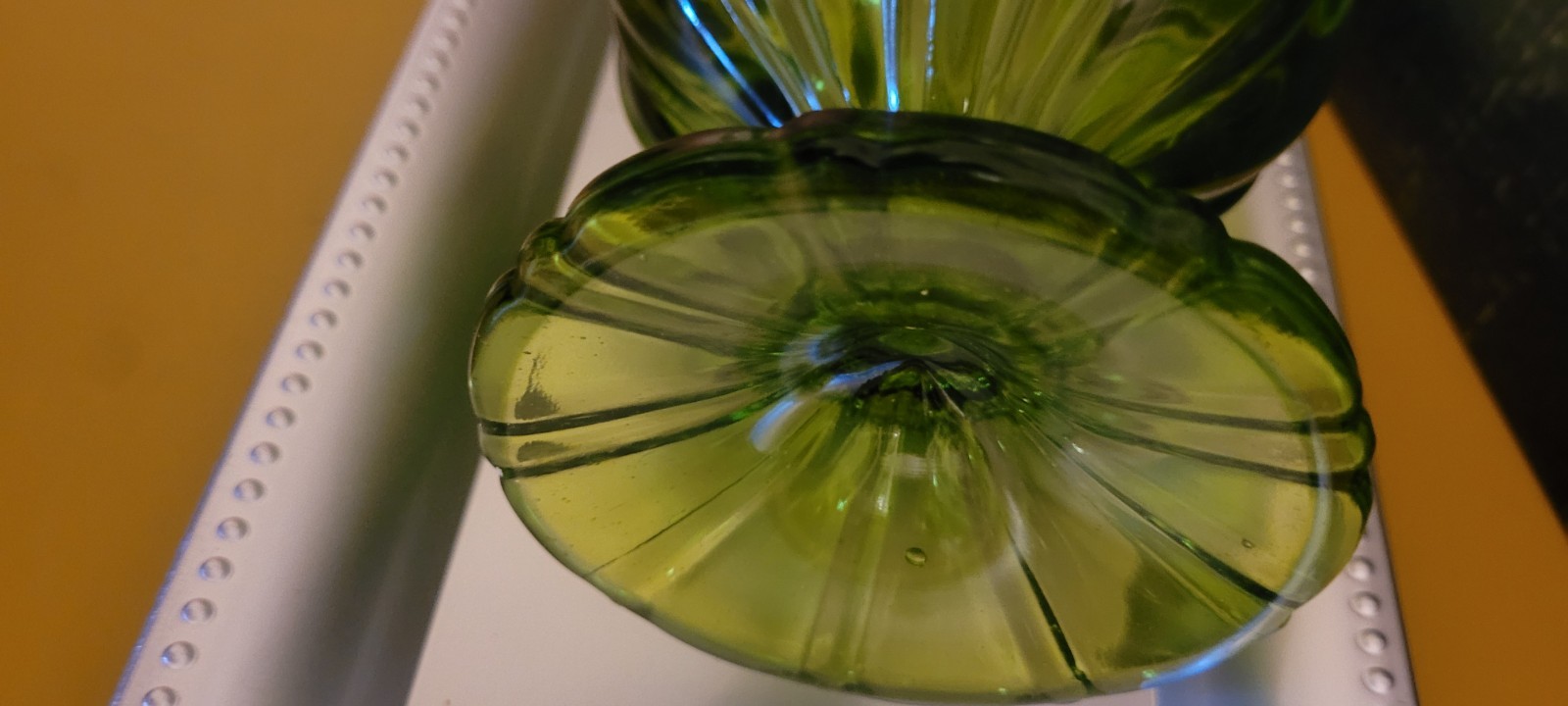 Vintage LE Smith MCM Green Avocado 18” Swung Vase Pedestal Bottom