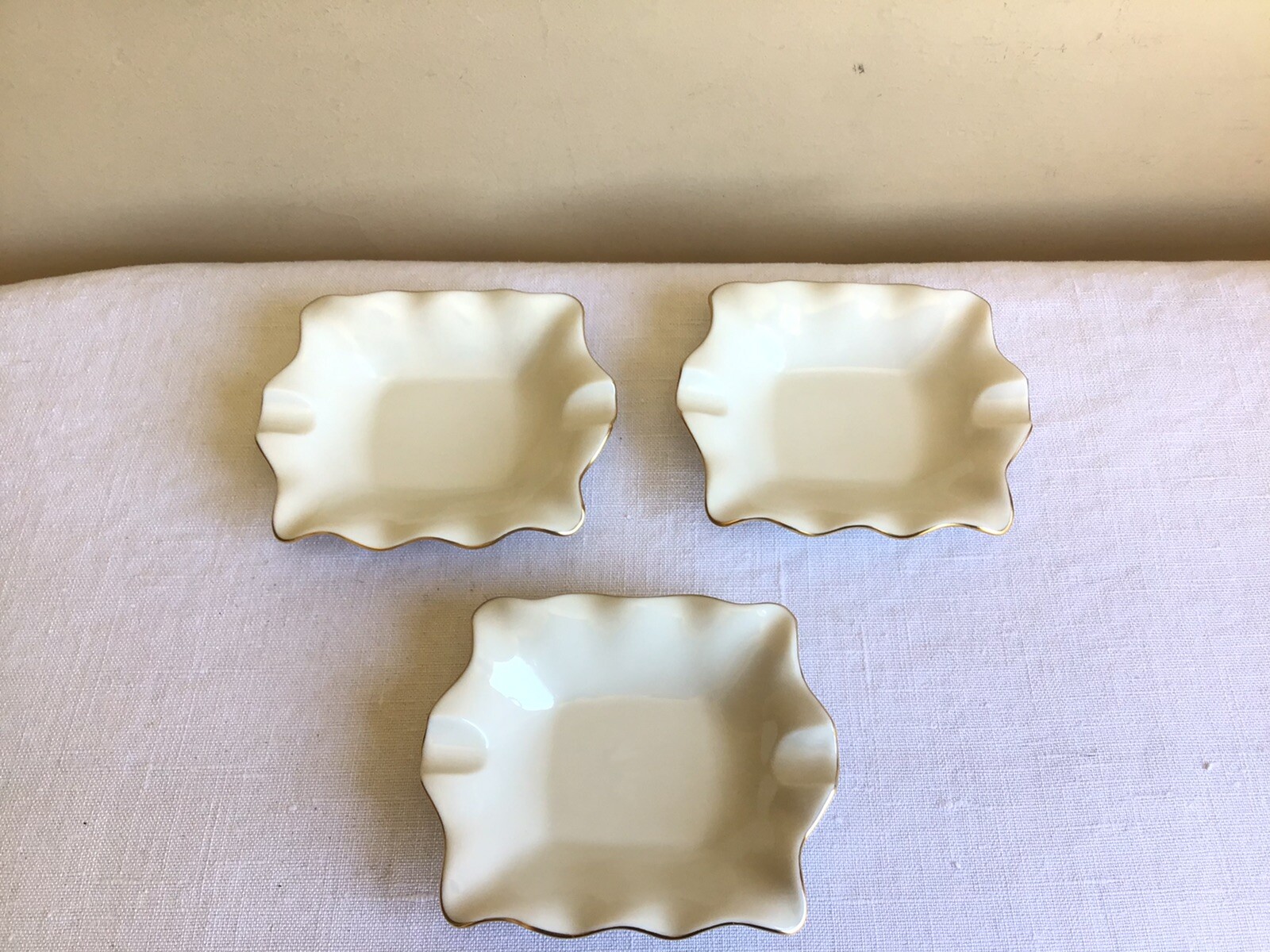 Vintage Lot Of 3 Pickard Hand Painted Cream Gold Gilded Ruffled Edge Ashtrays