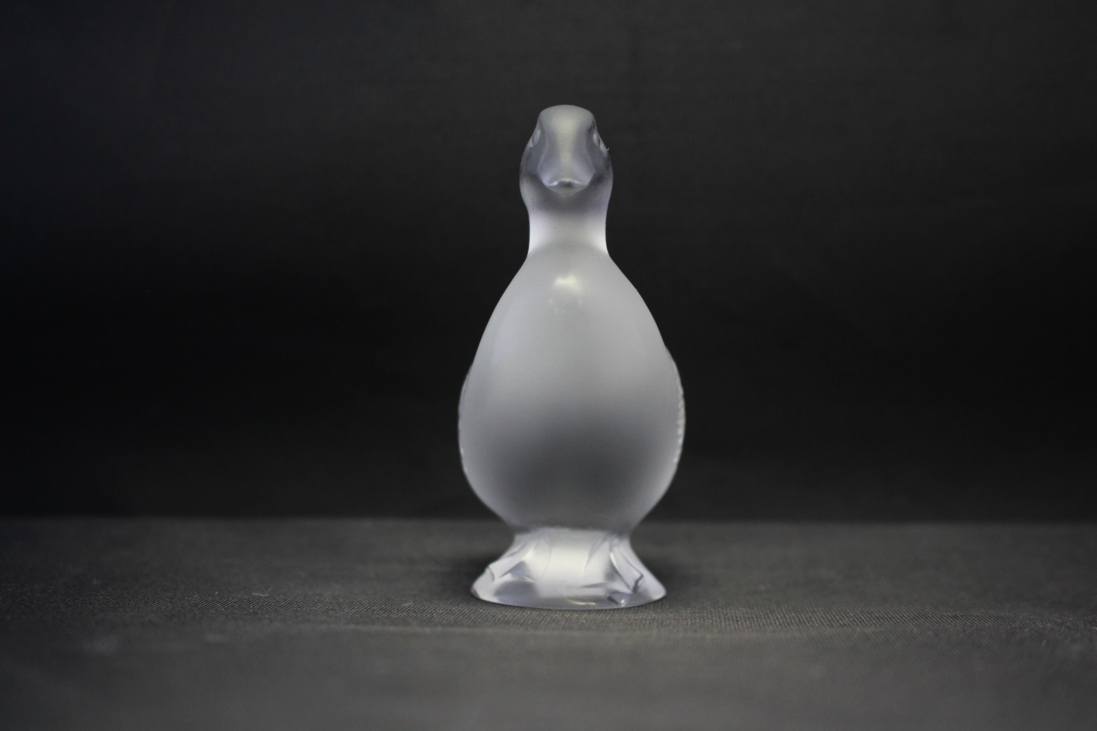 Lalique Crystal Happy Duck Clear Frosted 3″ – 01207400